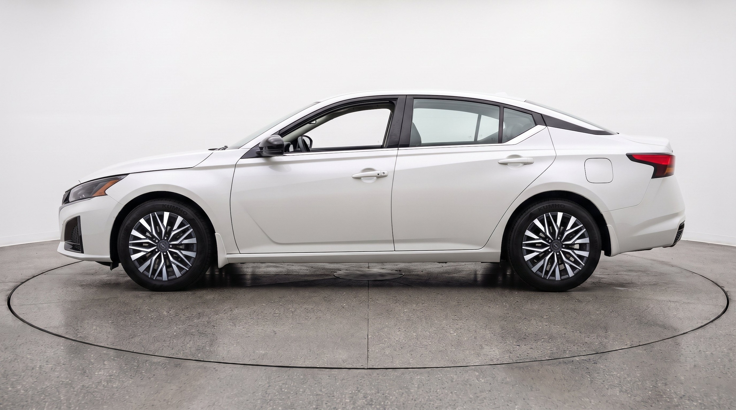 Thumbnail: 2026 Nissan Altima - 5