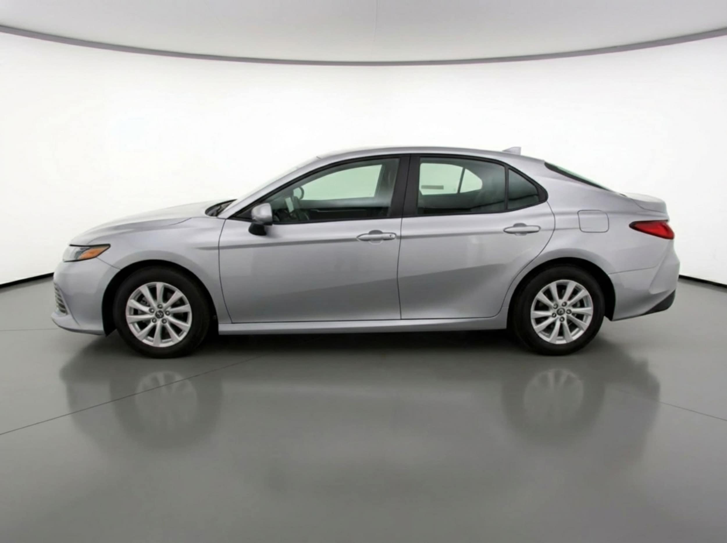 Thumbnail: 2025 Toyota Camry - 4