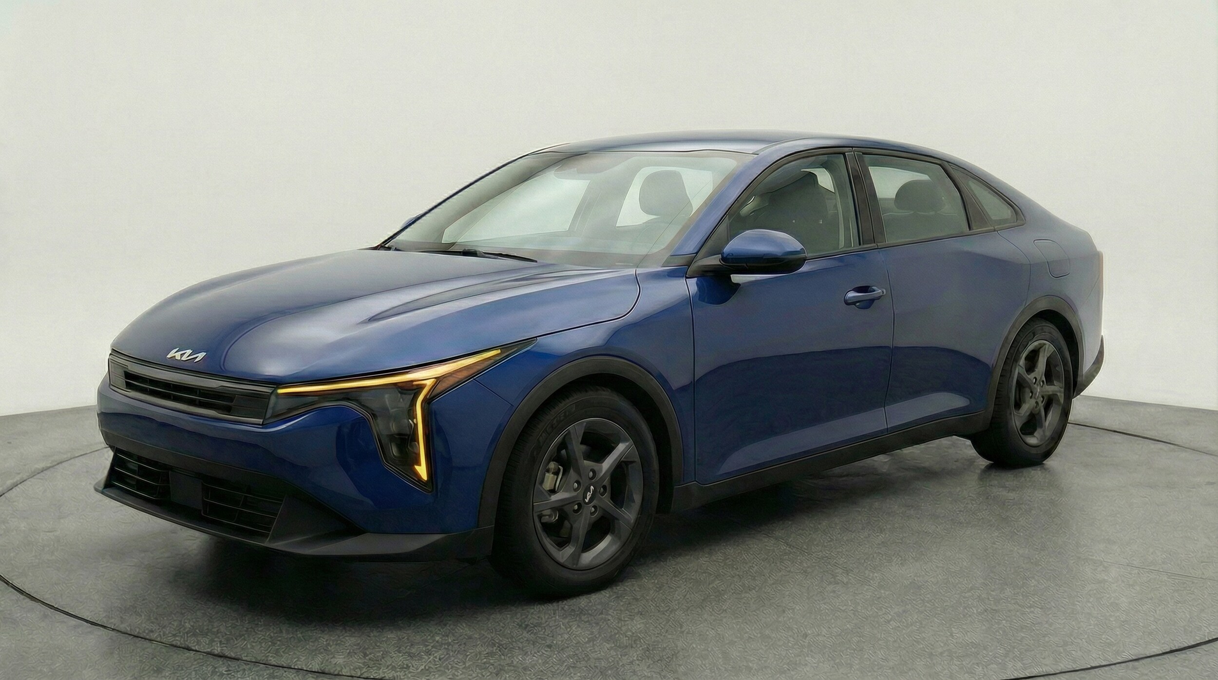 Thumbnail: 2025 Kia K4 - 3