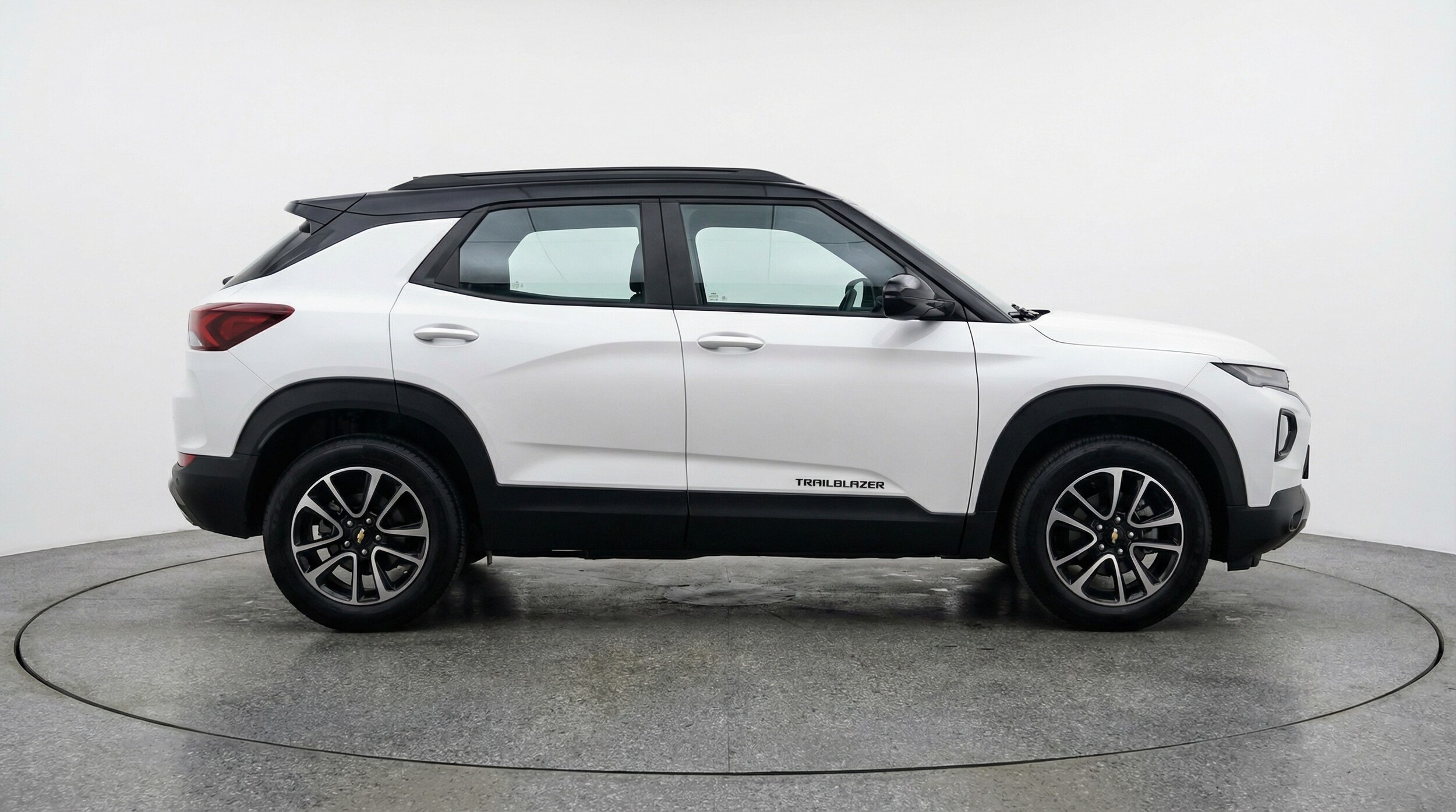 Thumbnail: 2025 Chevrolet TrailBlazer - 8