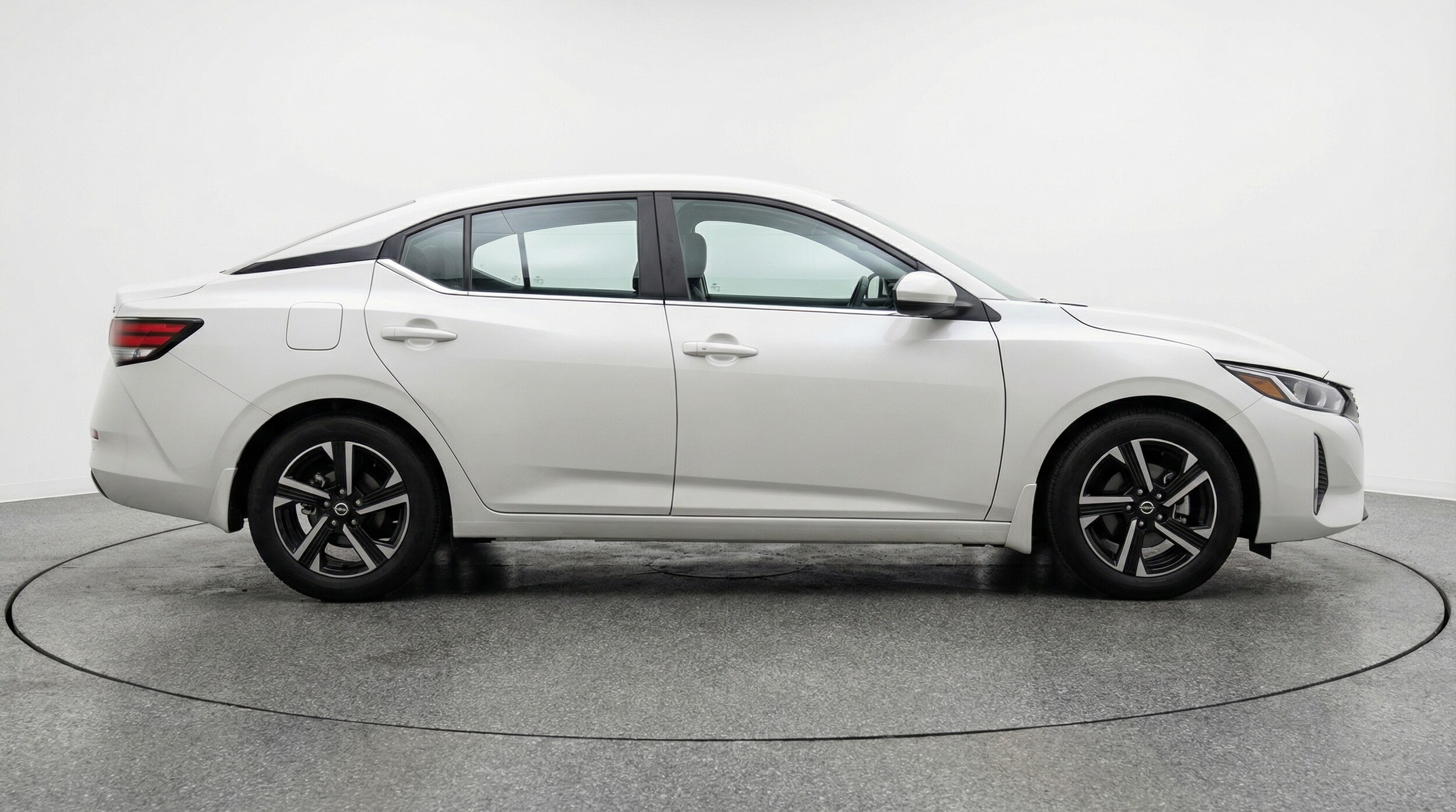 Thumbnail: 2025 Nissan Sentra - 8