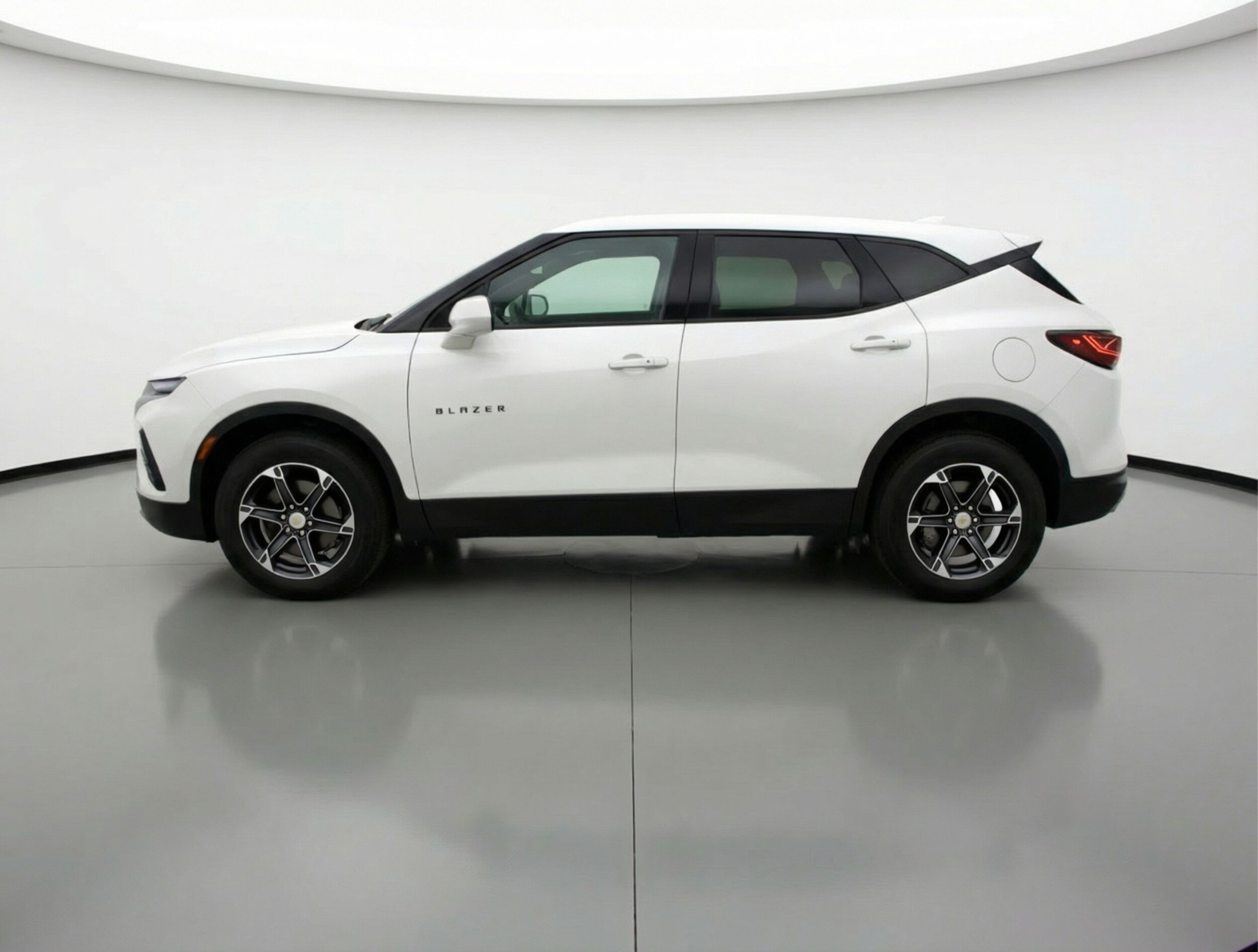 Thumbnail: 2025 Chevrolet Blazer - 4