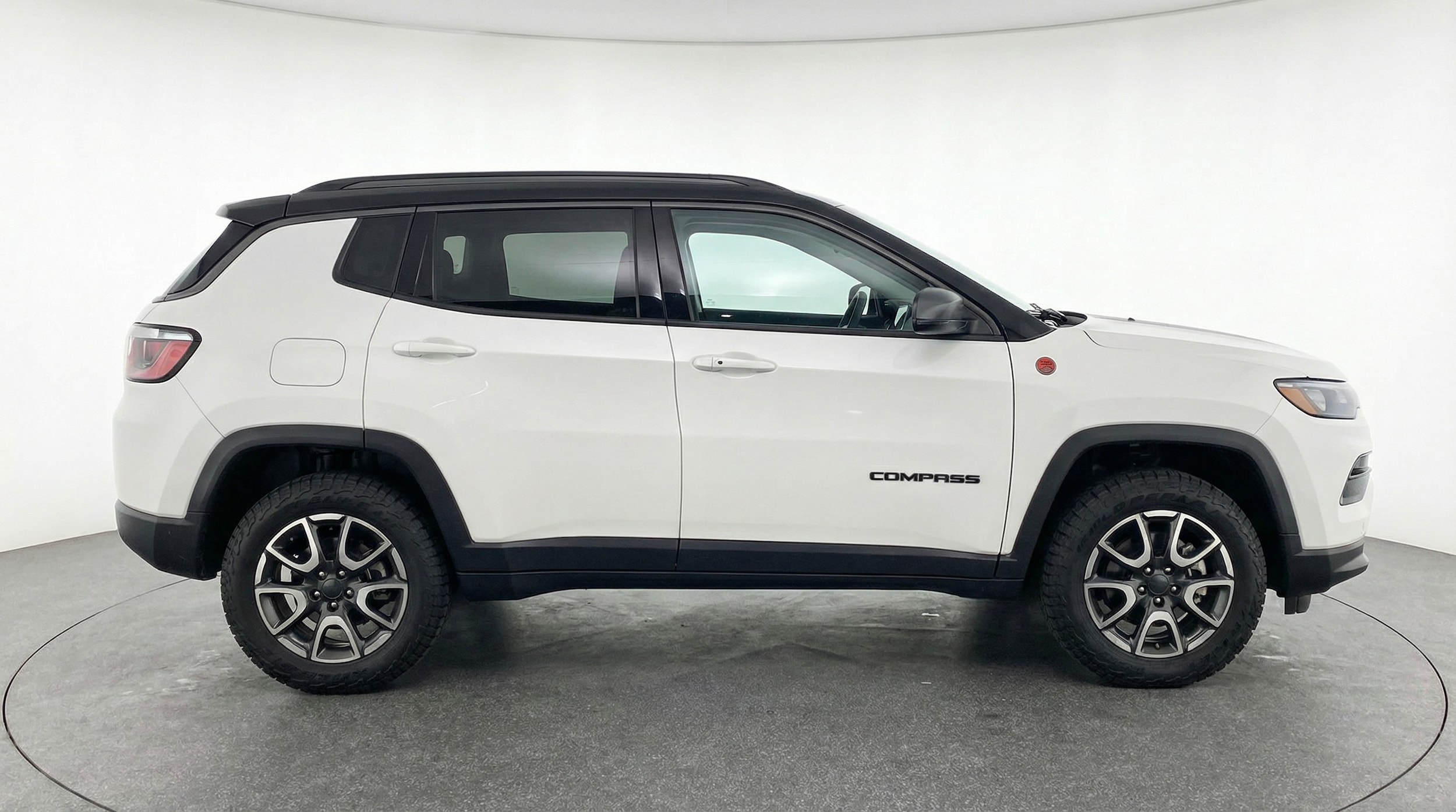 Thumbnail: 2025 Jeep Compass - 8