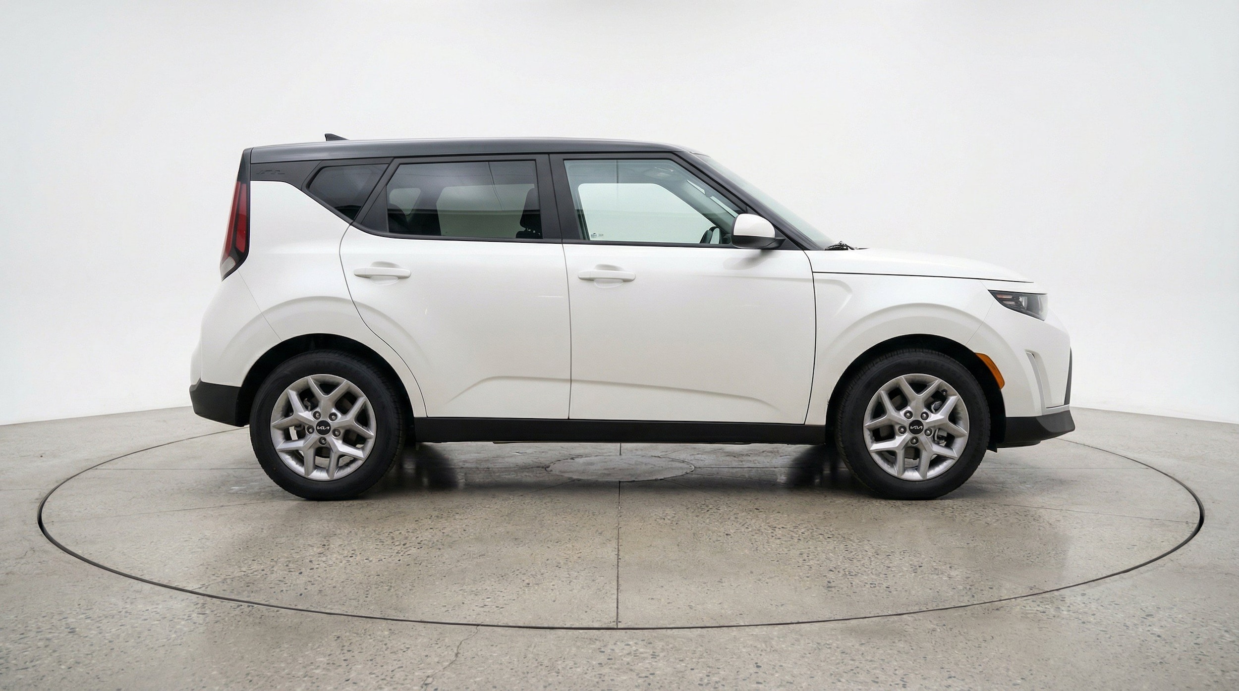 Thumbnail: 2025 Kia Soul - 11