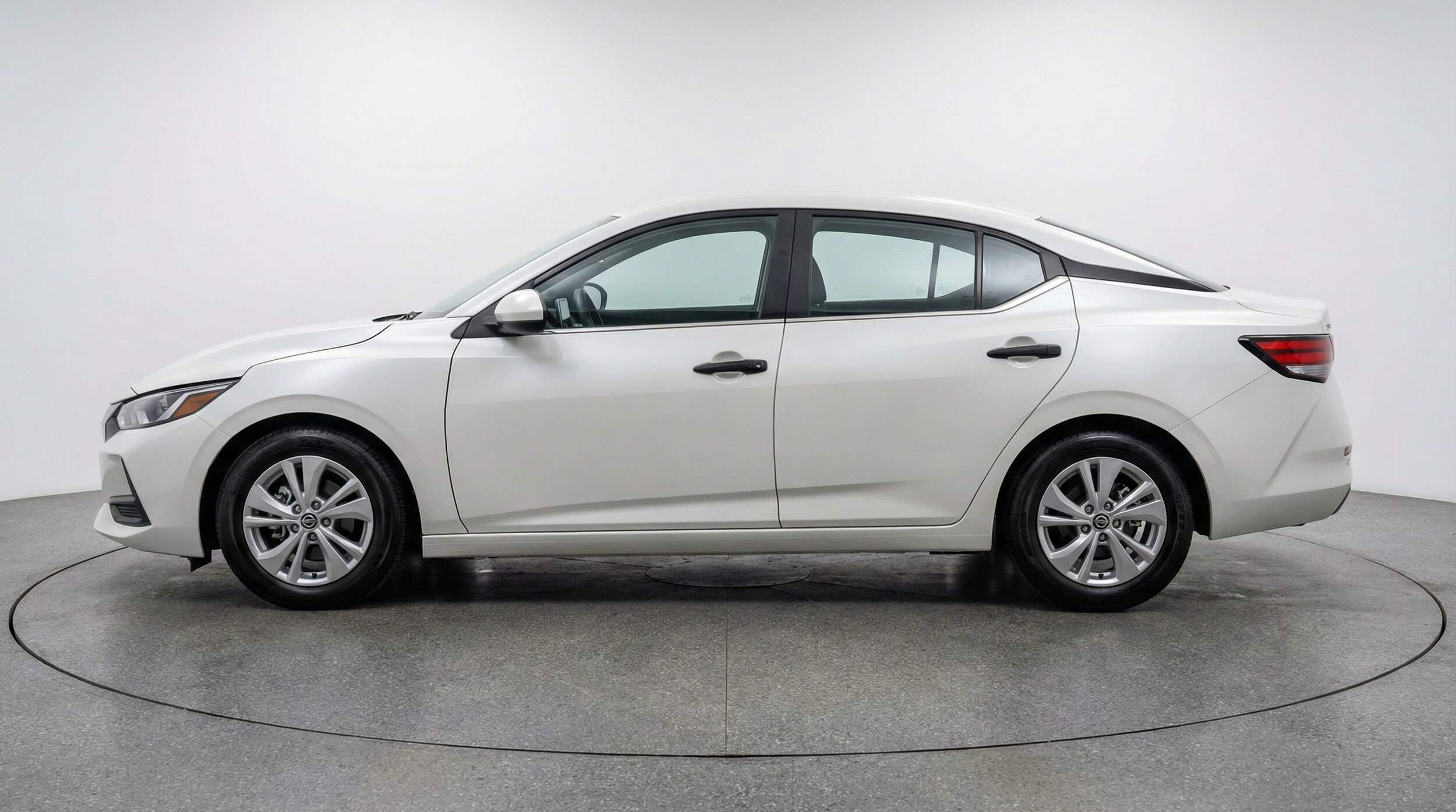 Thumbnail: 2025 Nissan Sentra - 4