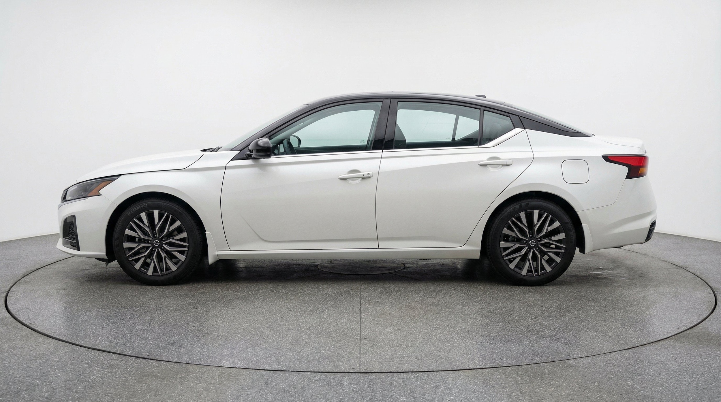 Thumbnail: 2026 Nissan Altima - 5