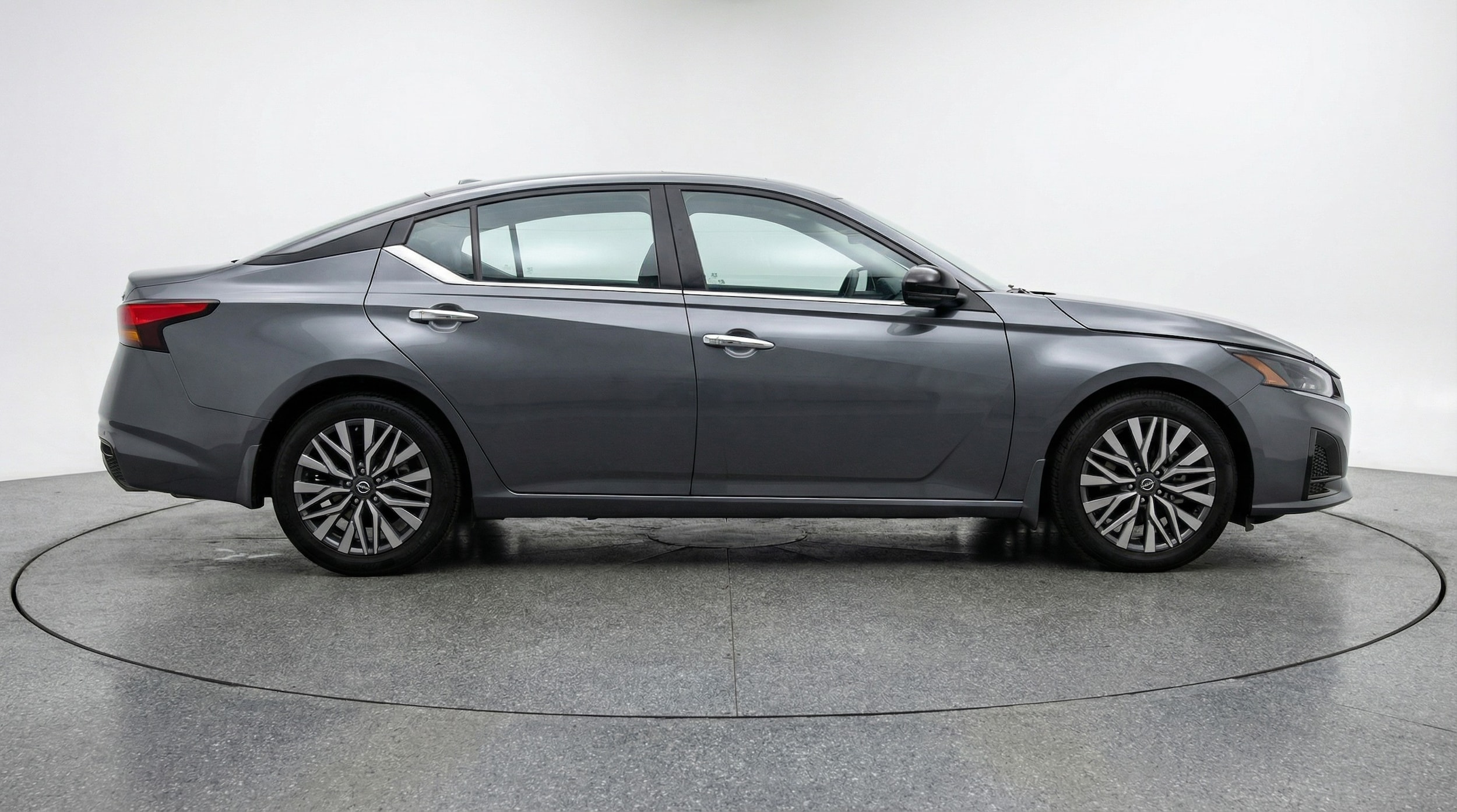 Thumbnail: 2025 Nissan Altima - 8