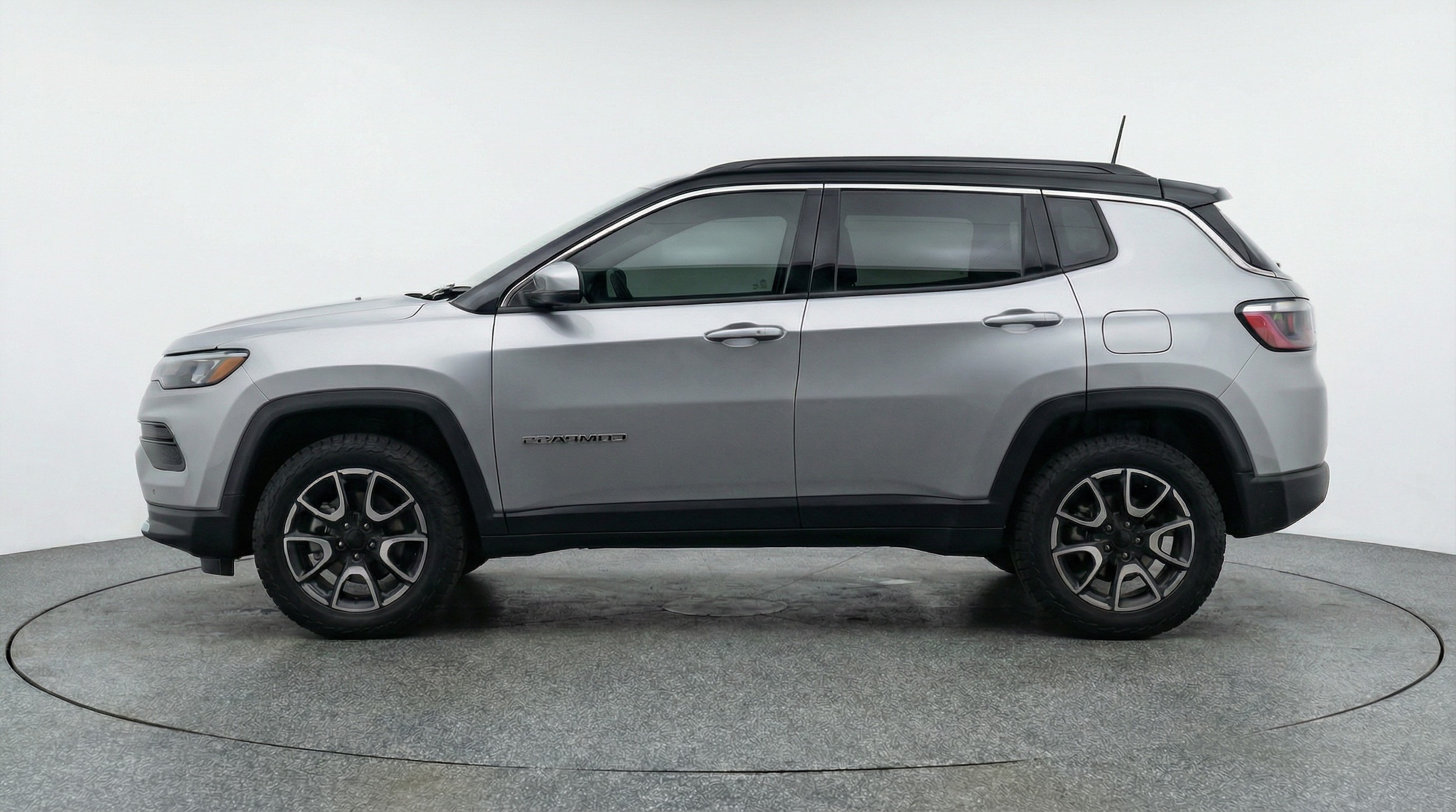 Thumbnail: 2025 Jeep Compass - 4