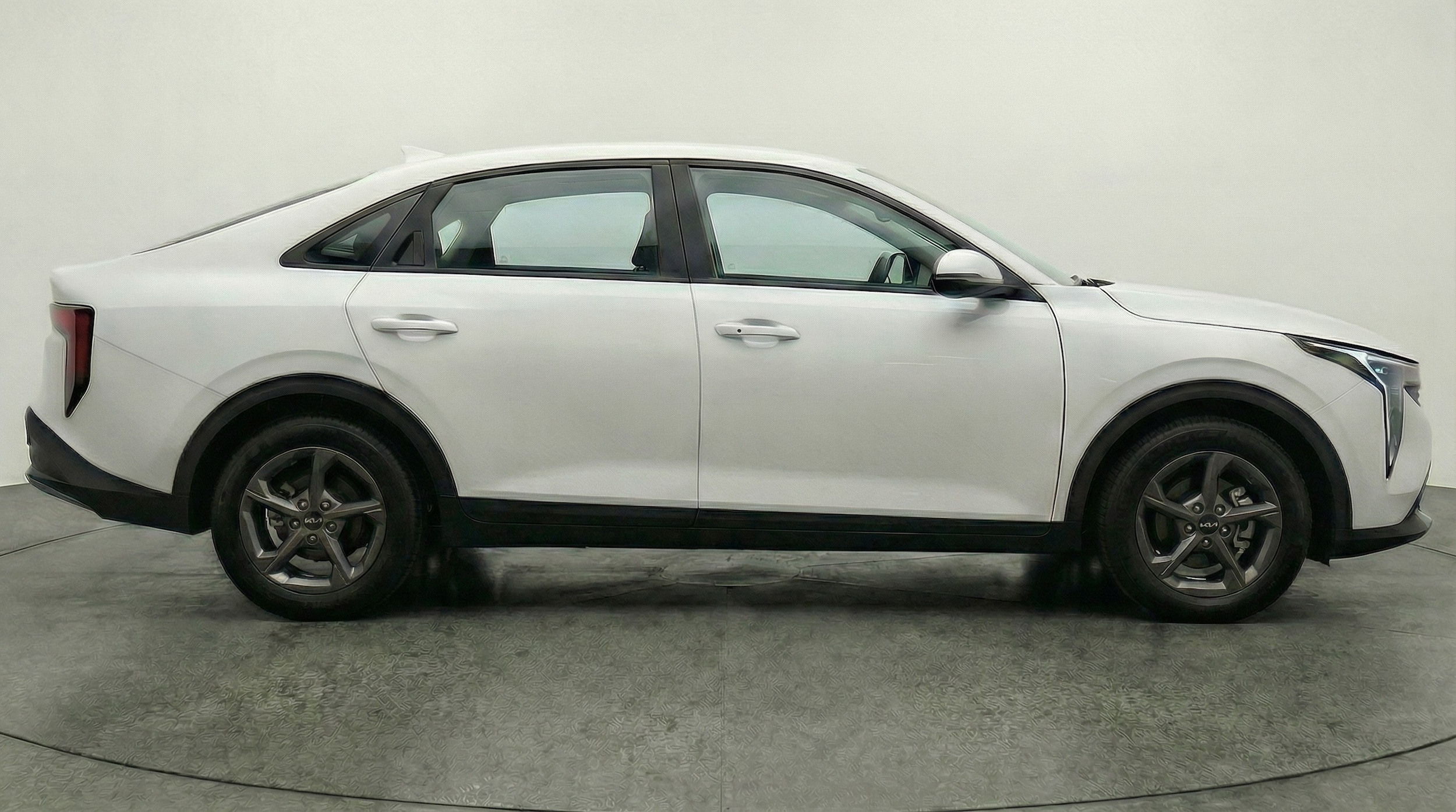 Thumbnail: 2025 Kia K4 - 8