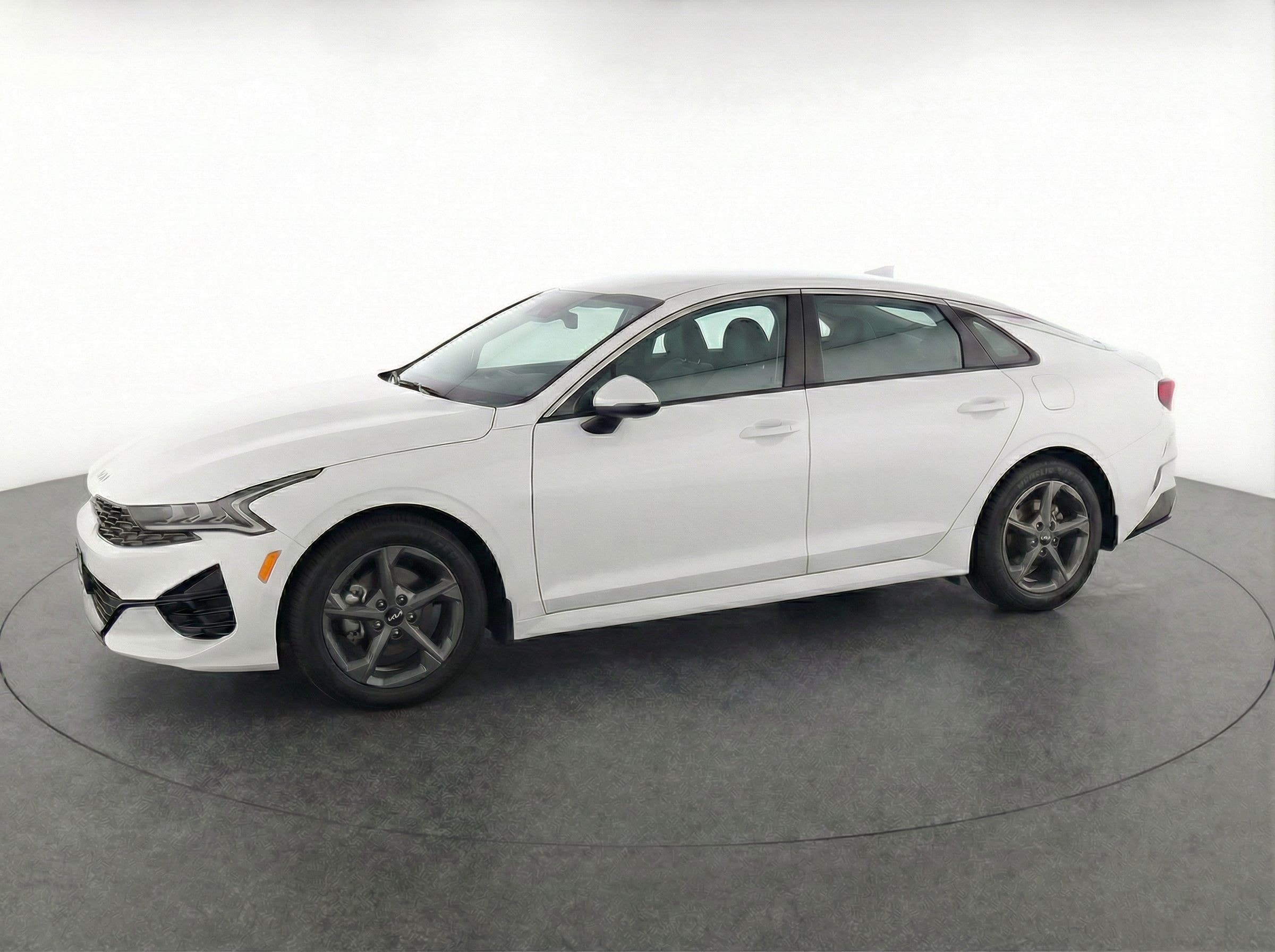 Thumbnail: 2025 Kia K4 - 3