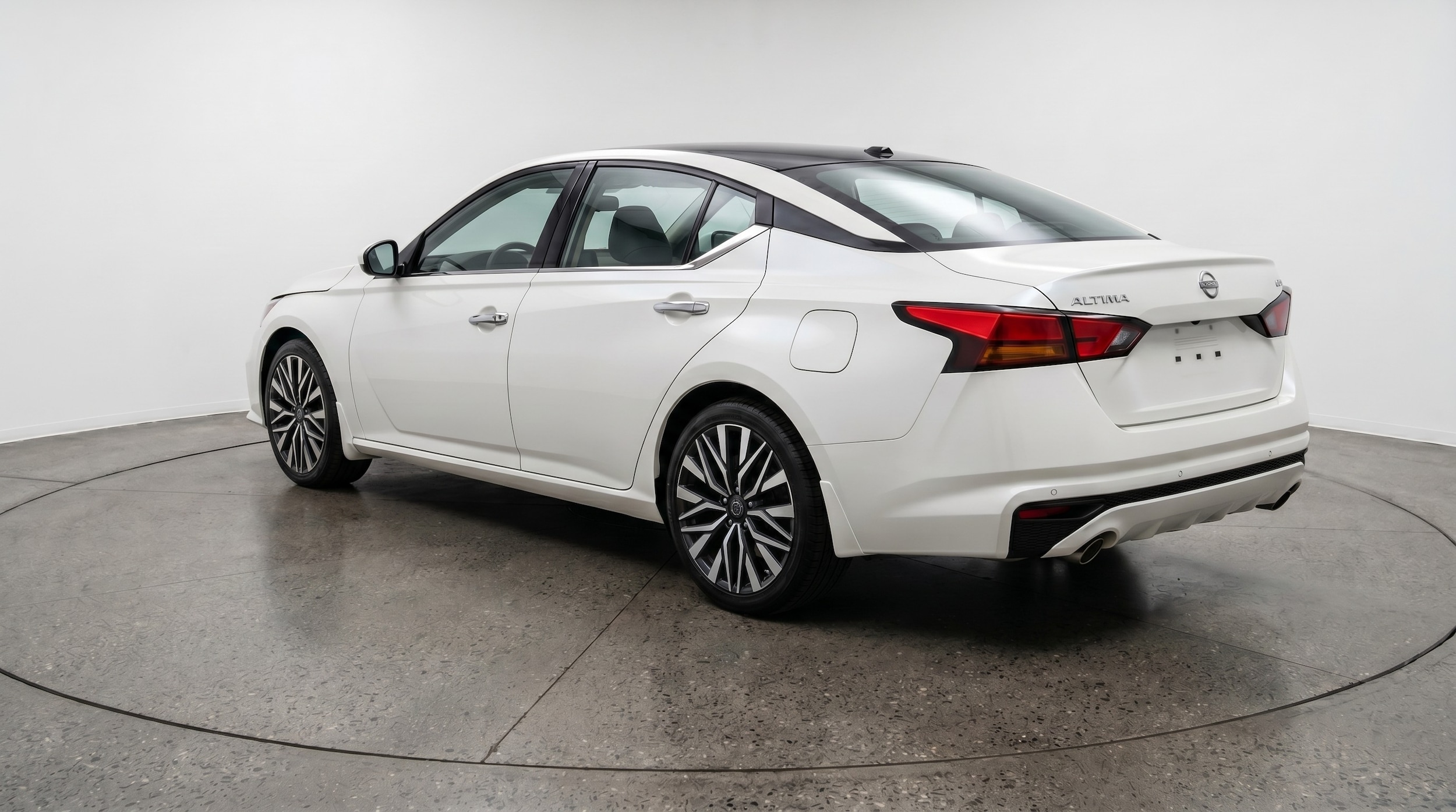 Thumbnail: 2025 Nissan Altima - 5