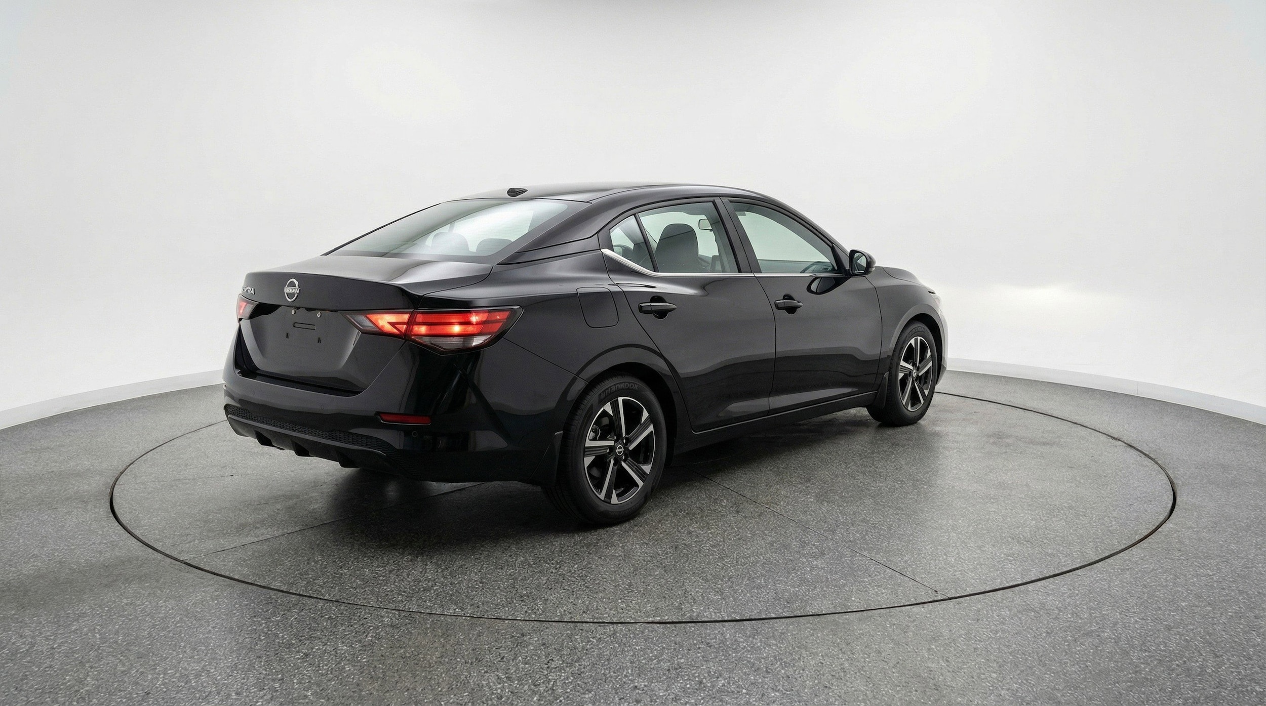 Thumbnail: 2025 Nissan Sentra - 9