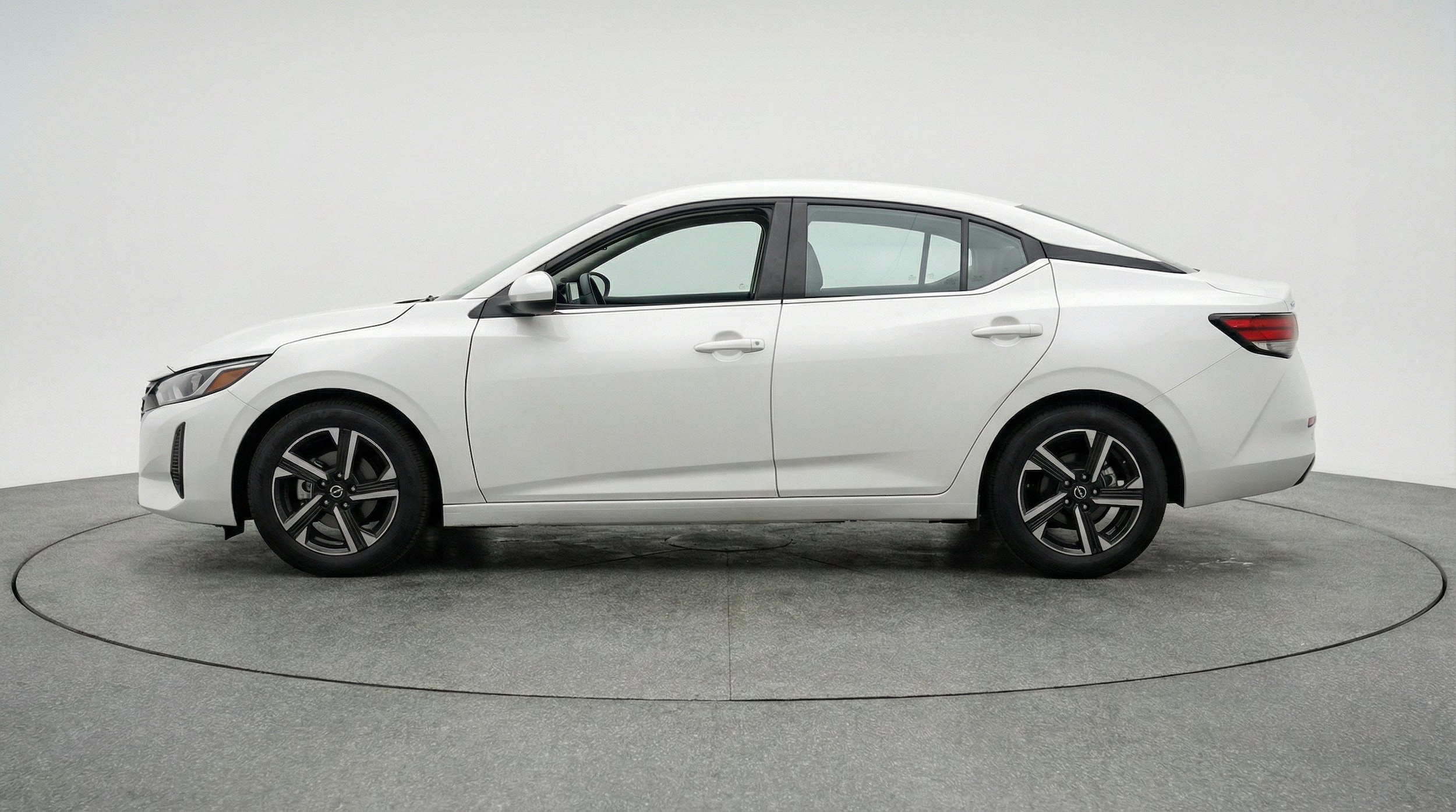 Thumbnail: 2025 Nissan Sentra - 5