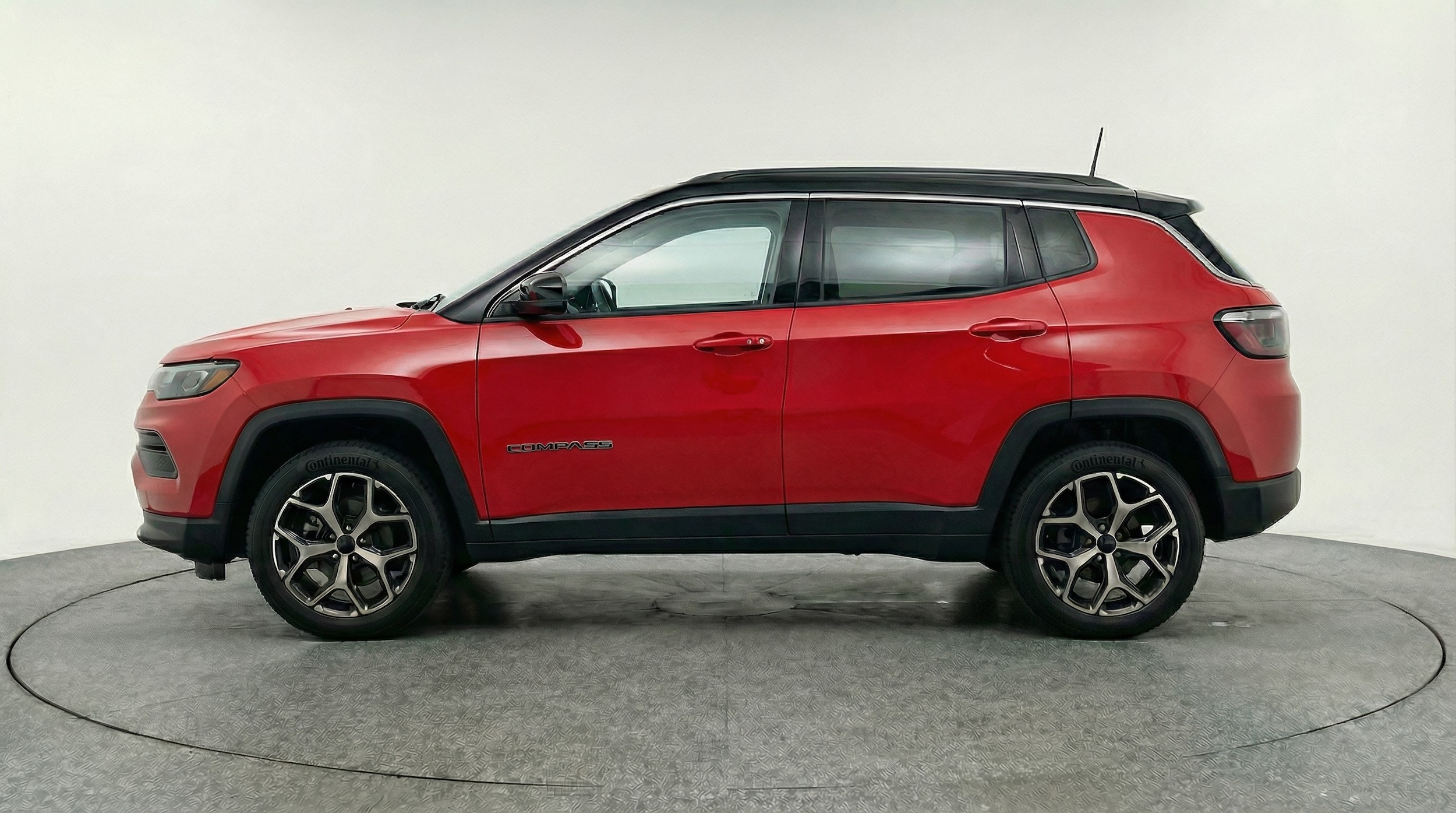 Thumbnail: 2025 Jeep Compass - 4