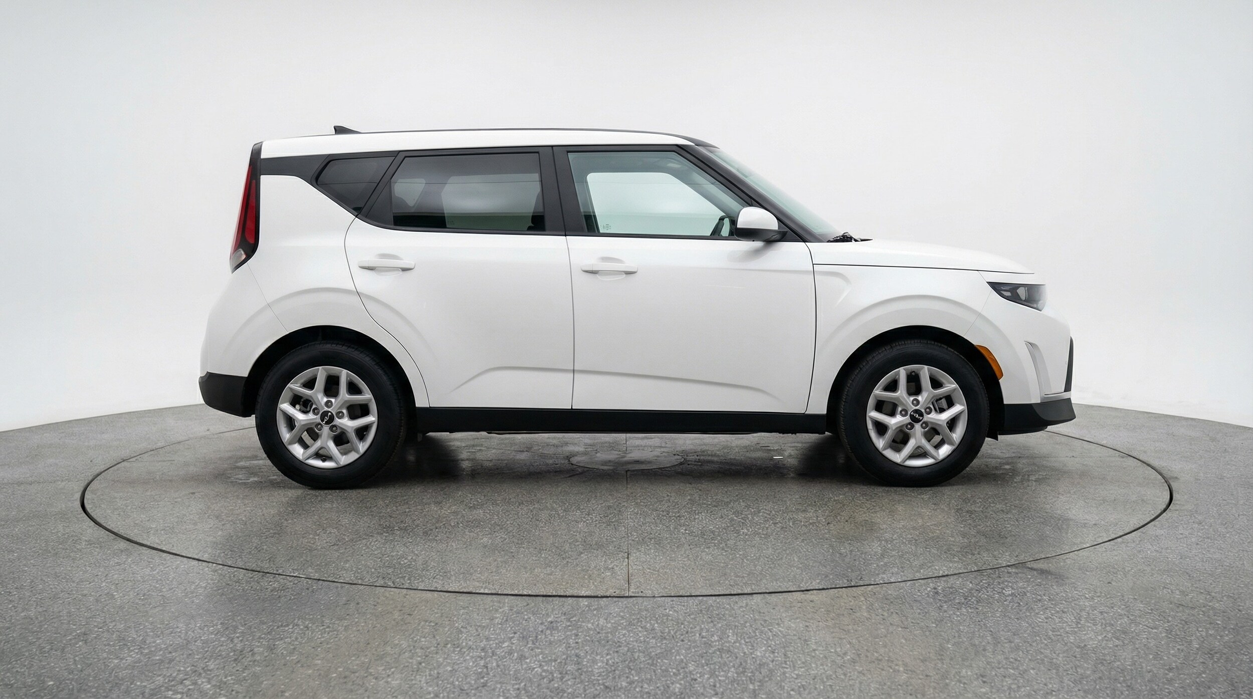 Thumbnail: 2025 Kia Soul - 8