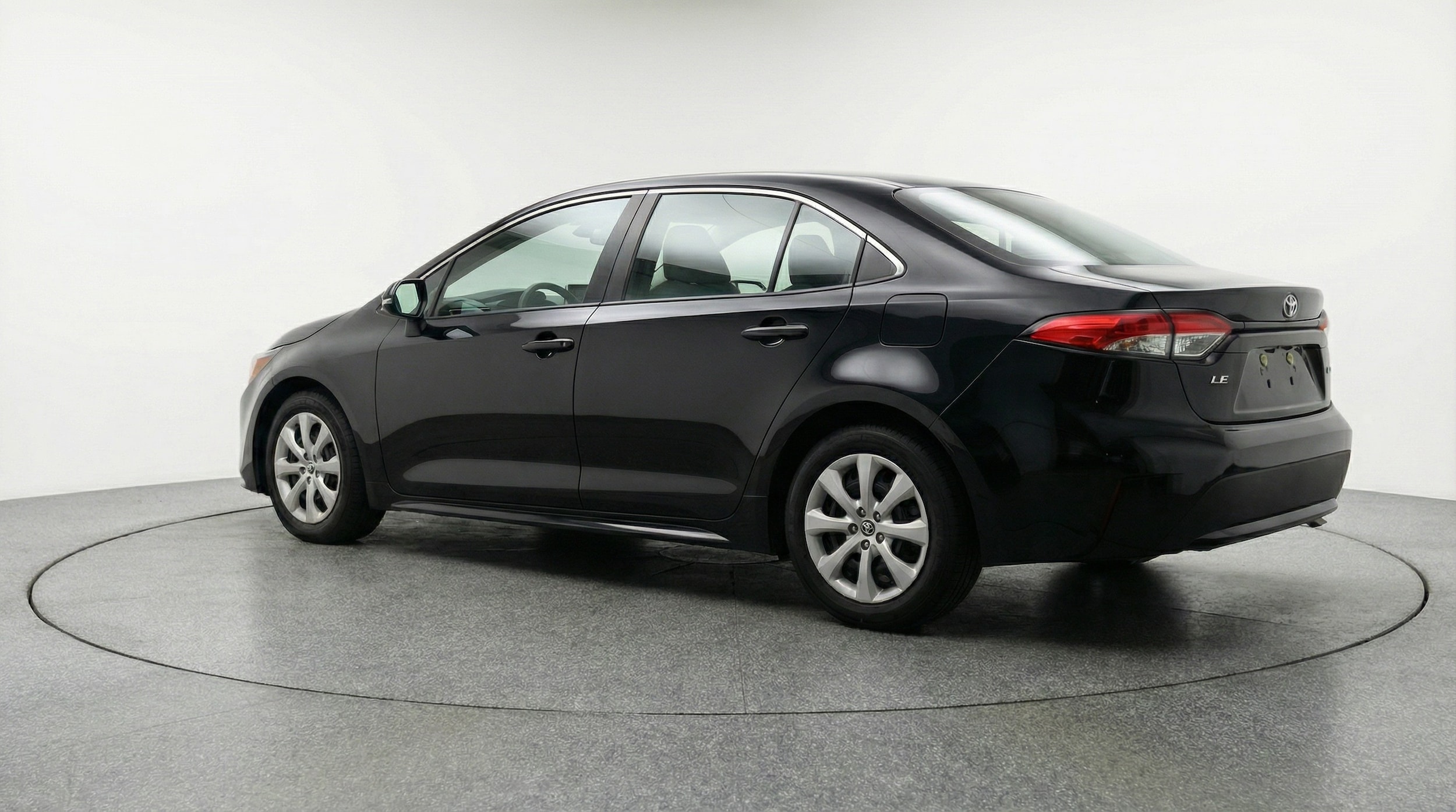 Thumbnail: 2025 Toyota Corolla - 5