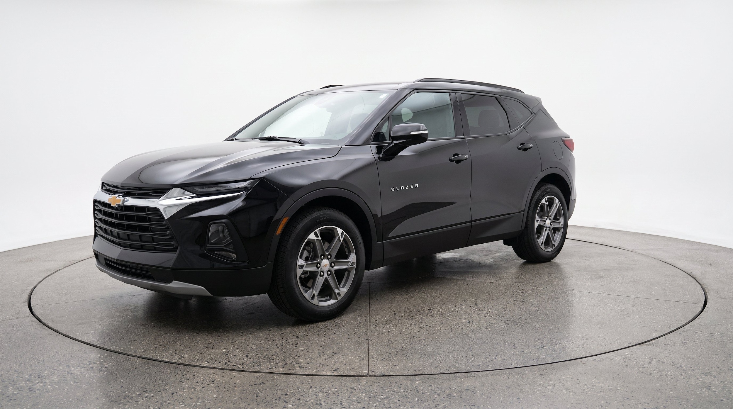 Thumbnail: 2025 Chevrolet Blazer - 3