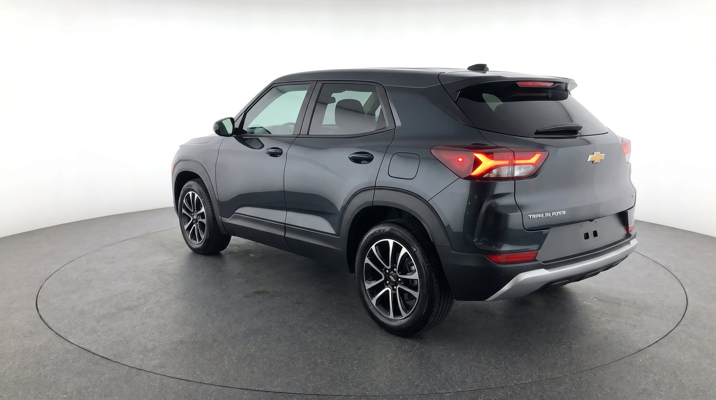 Thumbnail: 2025 Chevrolet TrailBlazer - 6