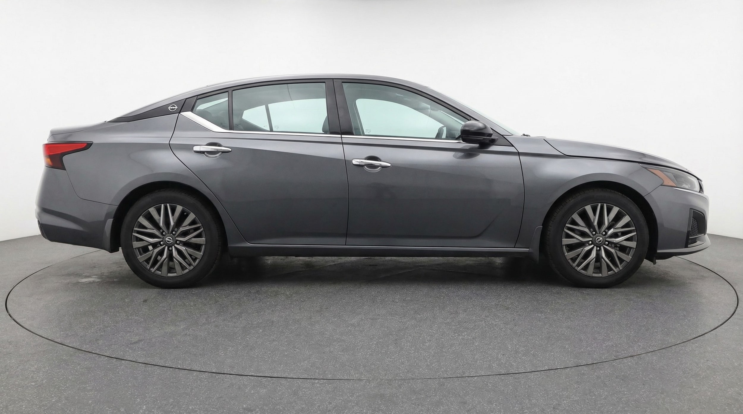 Thumbnail: 2025 Nissan Altima - 8