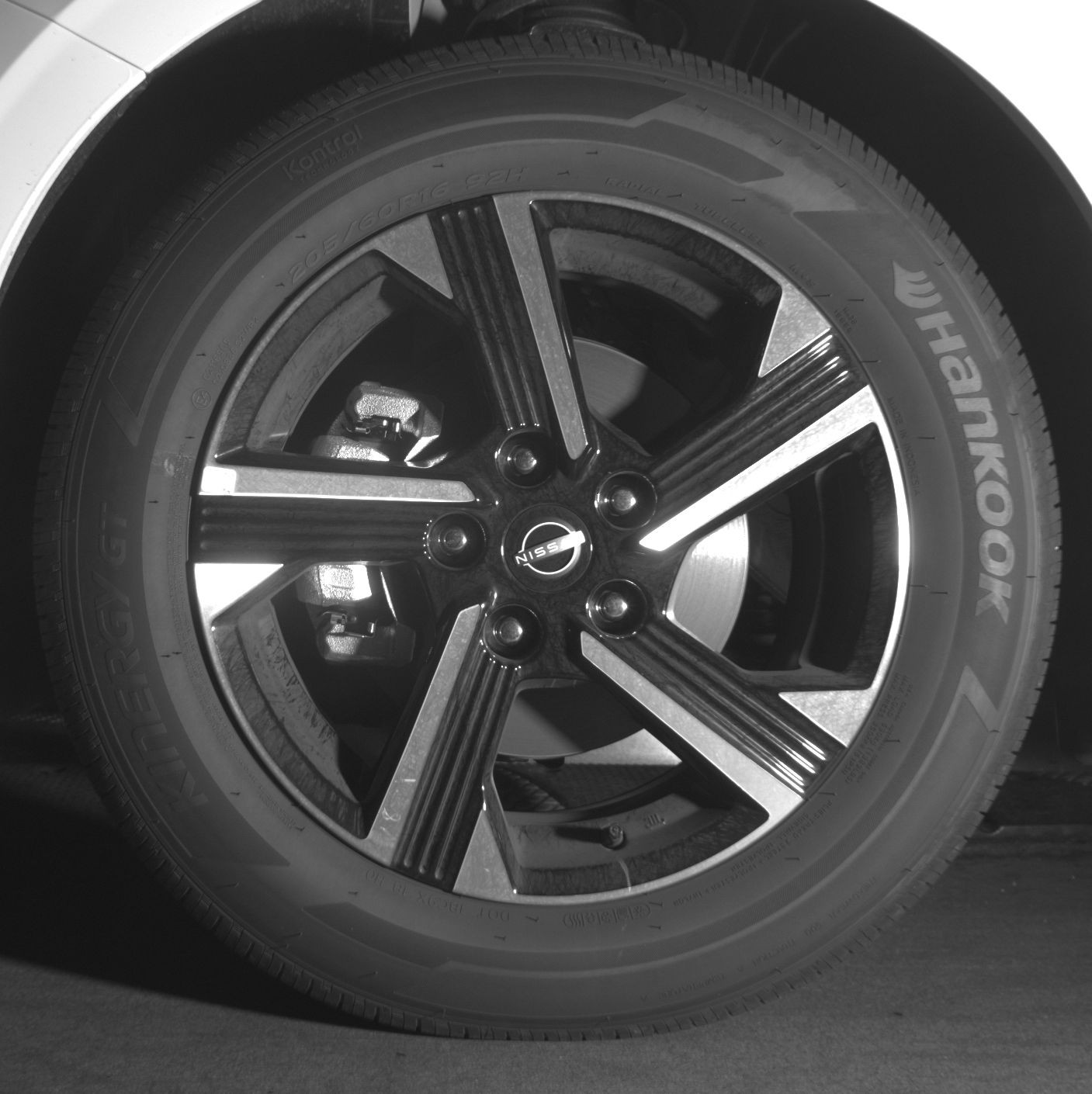 Thumbnail: 2025 Nissan Sentra - 9