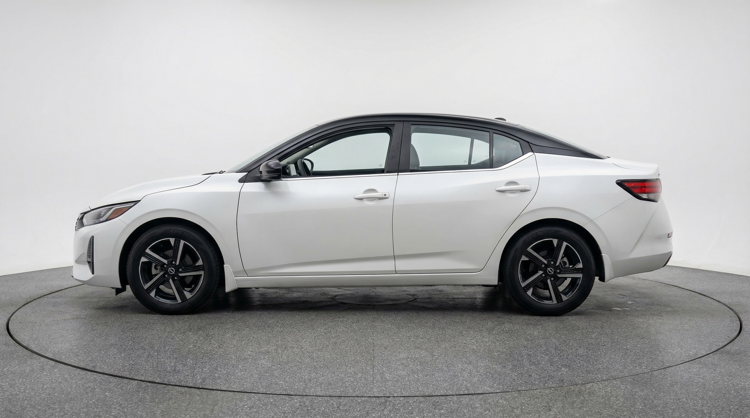 Thumbnail: 2025 Nissan Sentra - 4