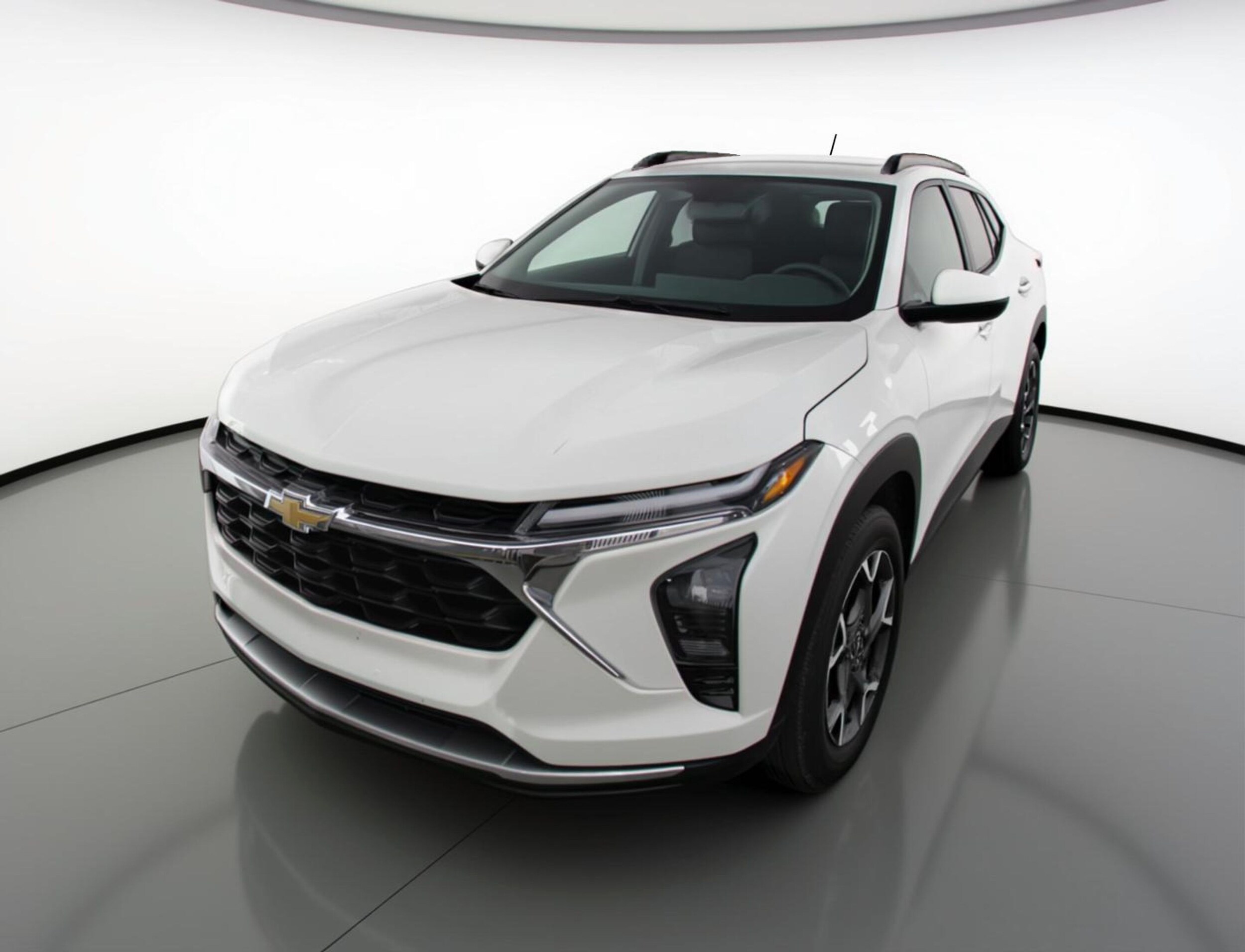 Thumbnail: 2025 Chevrolet Trax - 3