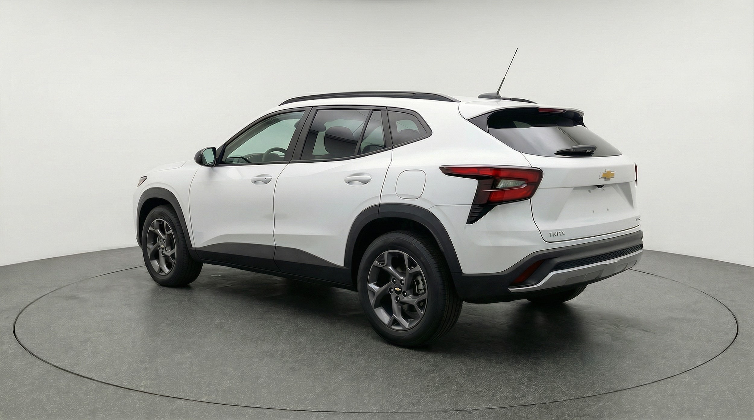 Thumbnail: 2025 Chevrolet Trax - 5