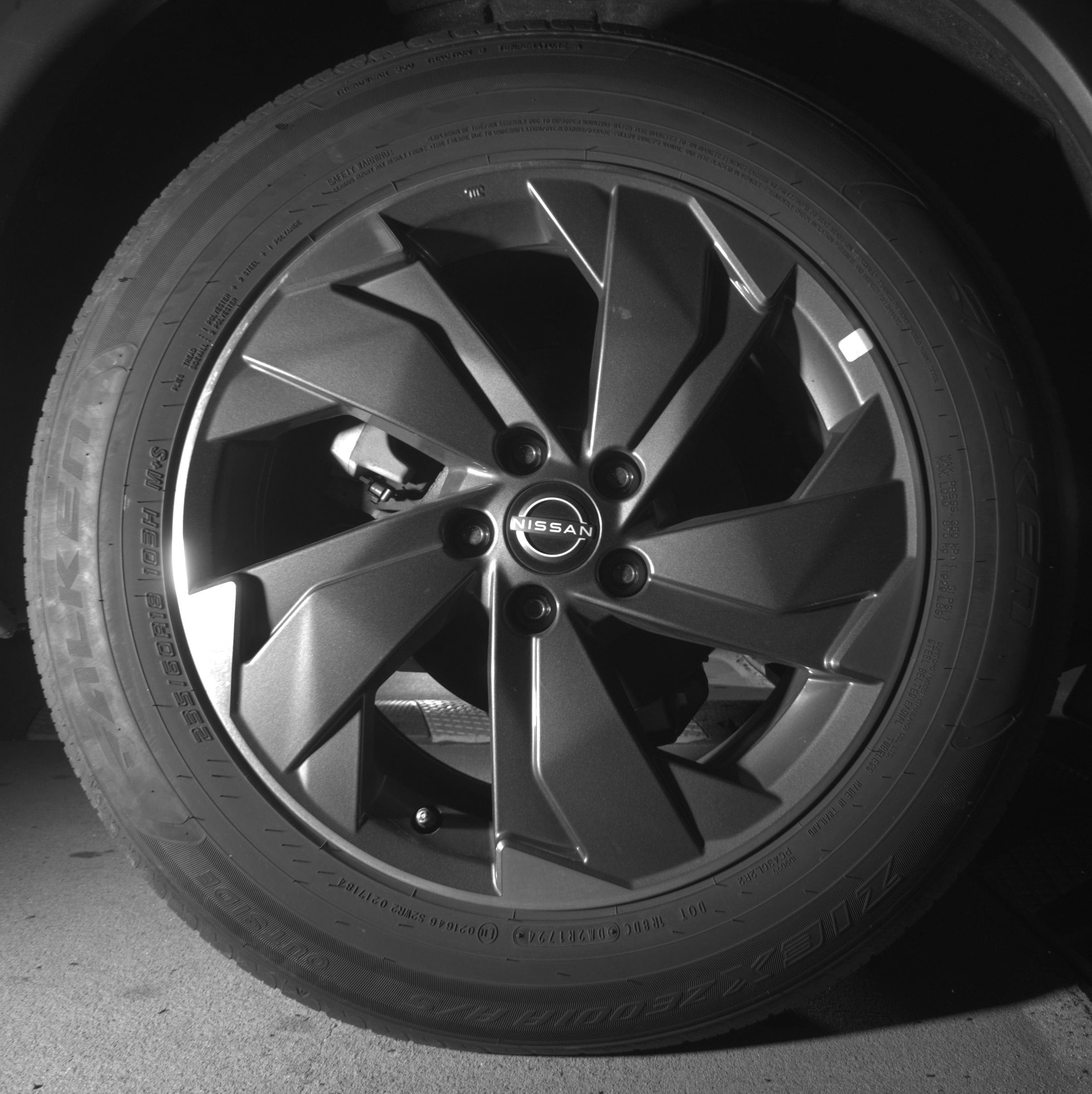 Thumbnail: 2025 Nissan Rogue - 12