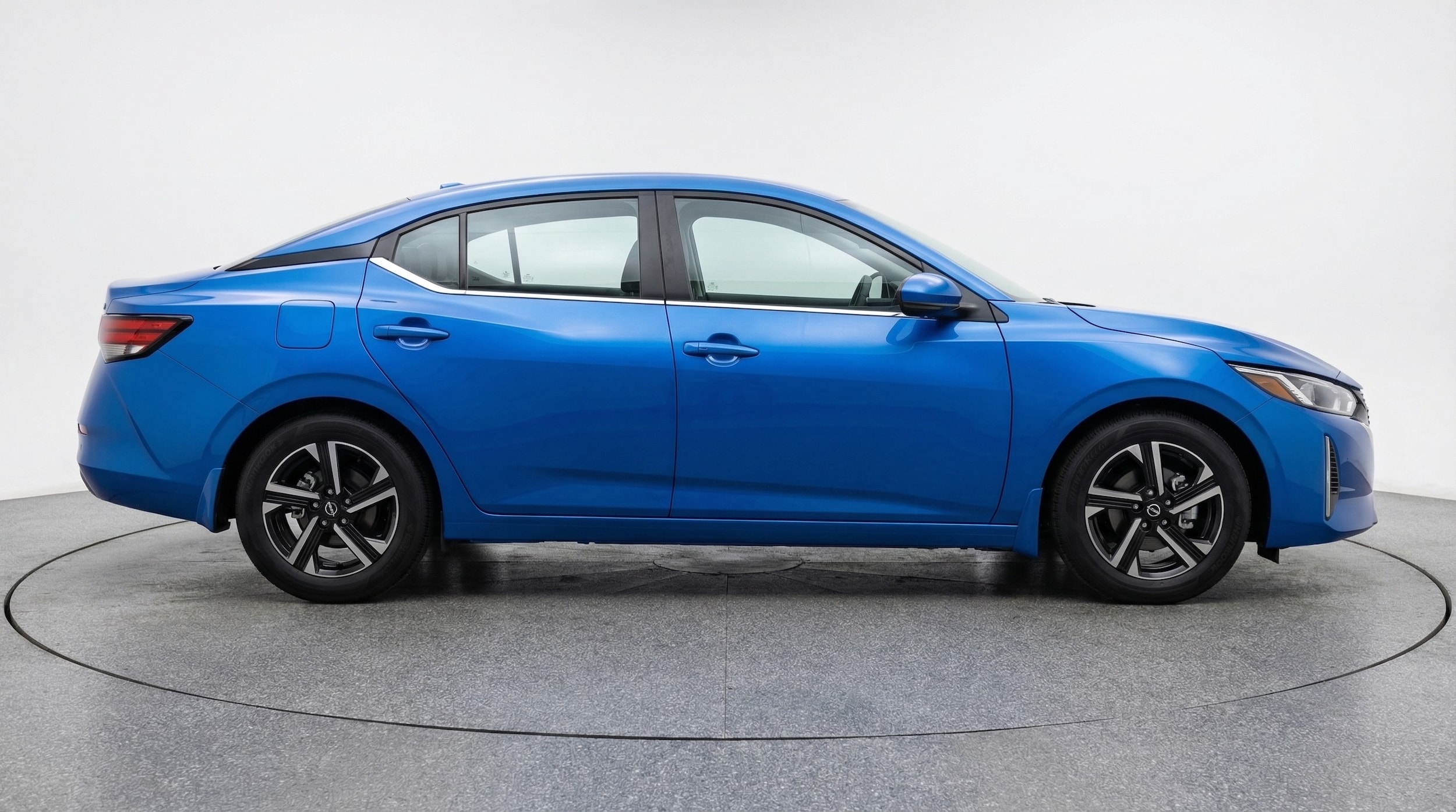 Thumbnail: 2025 Nissan Sentra - 8