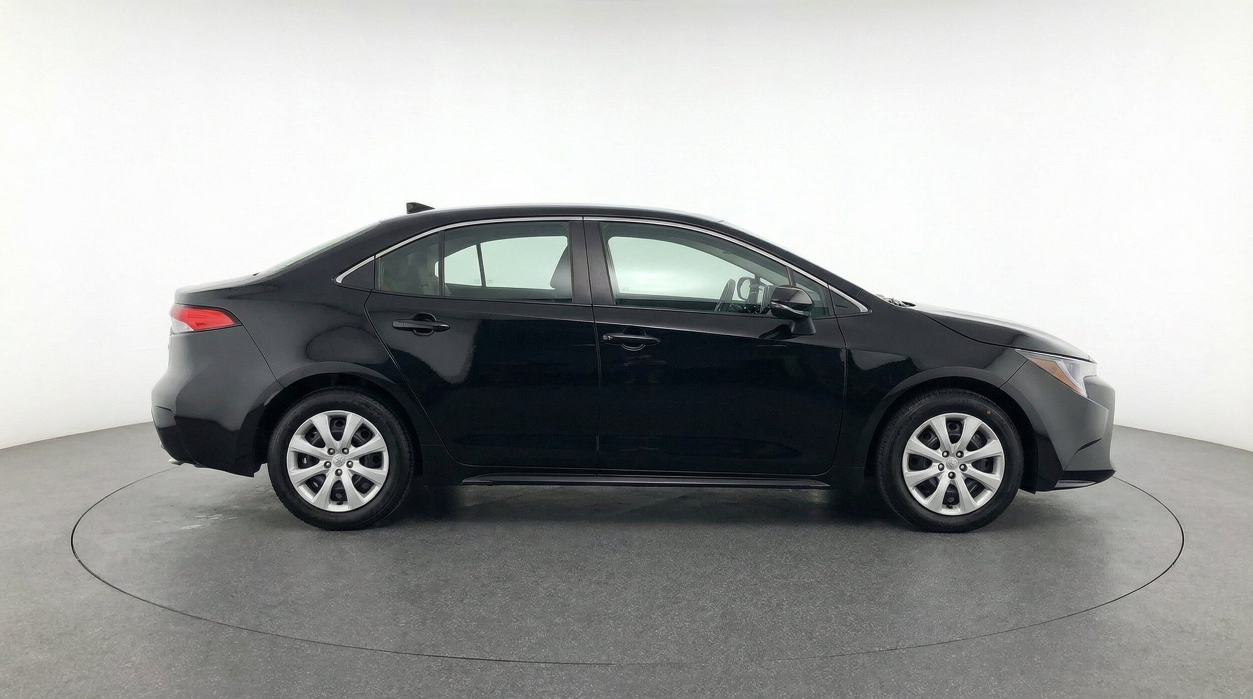 Thumbnail: 2025 Toyota Corolla - 11