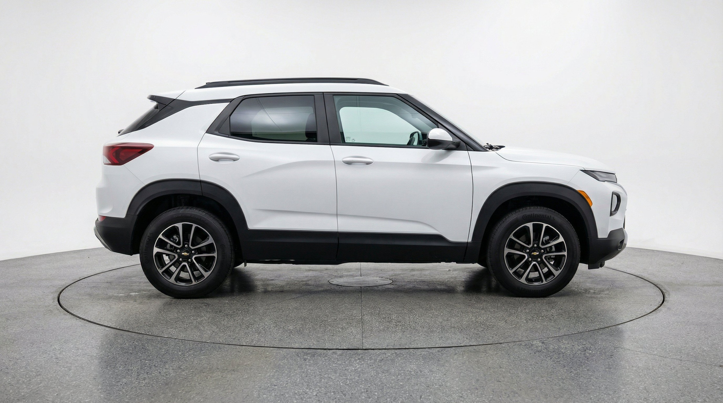 Thumbnail: 2025 Chevrolet TrailBlazer - 11