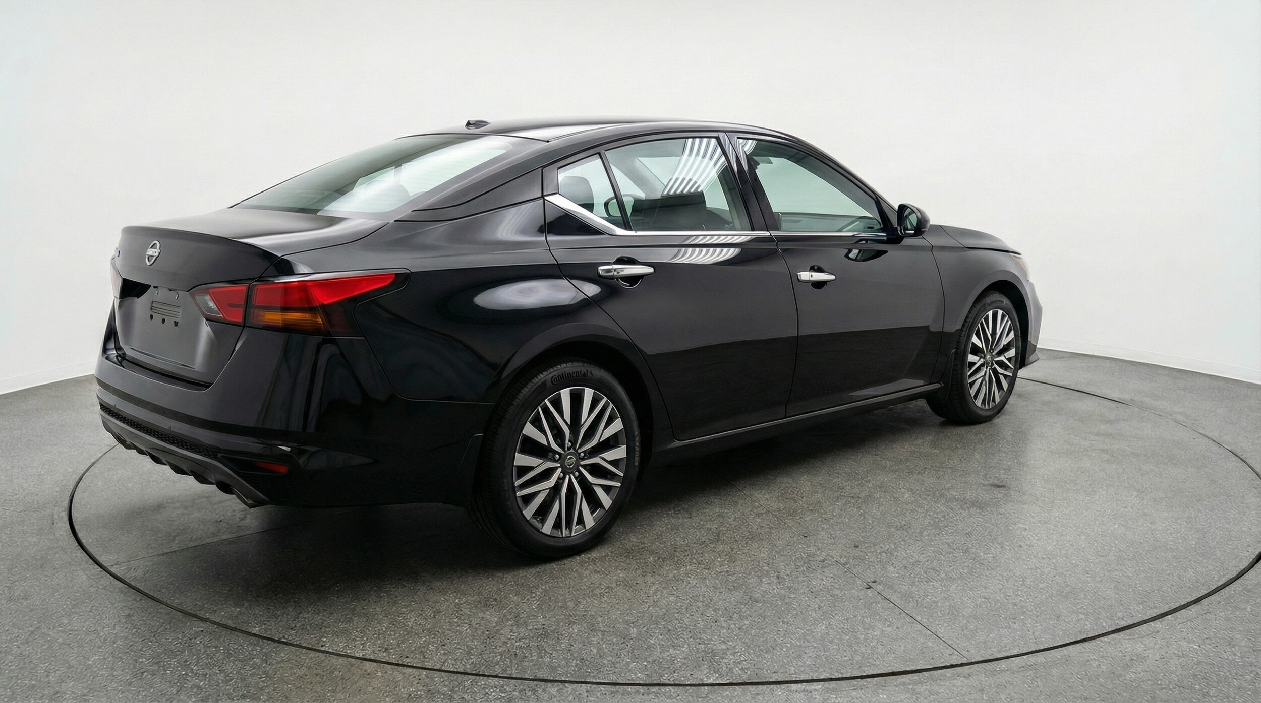 Thumbnail: 2025 Nissan Altima - 7