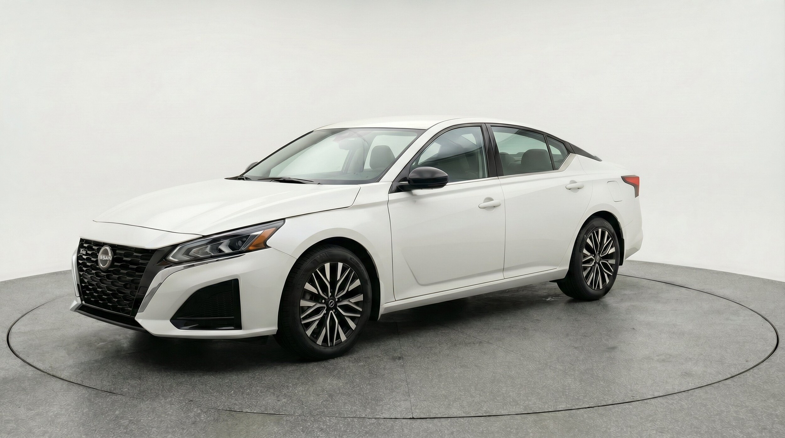 Thumbnail: 2026 Nissan Altima - 3