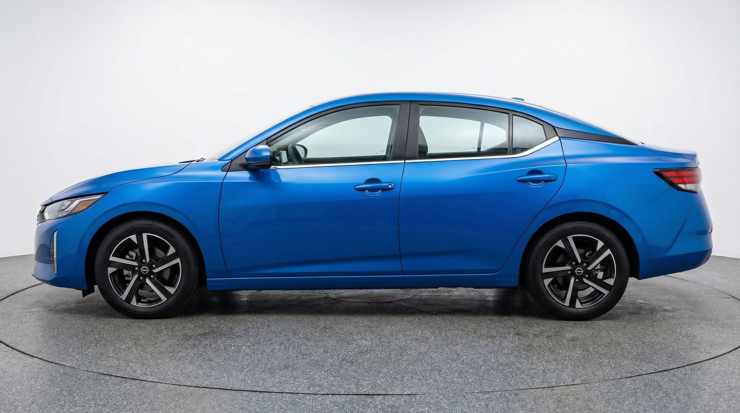 Thumbnail: 2025 Nissan Sentra - 4