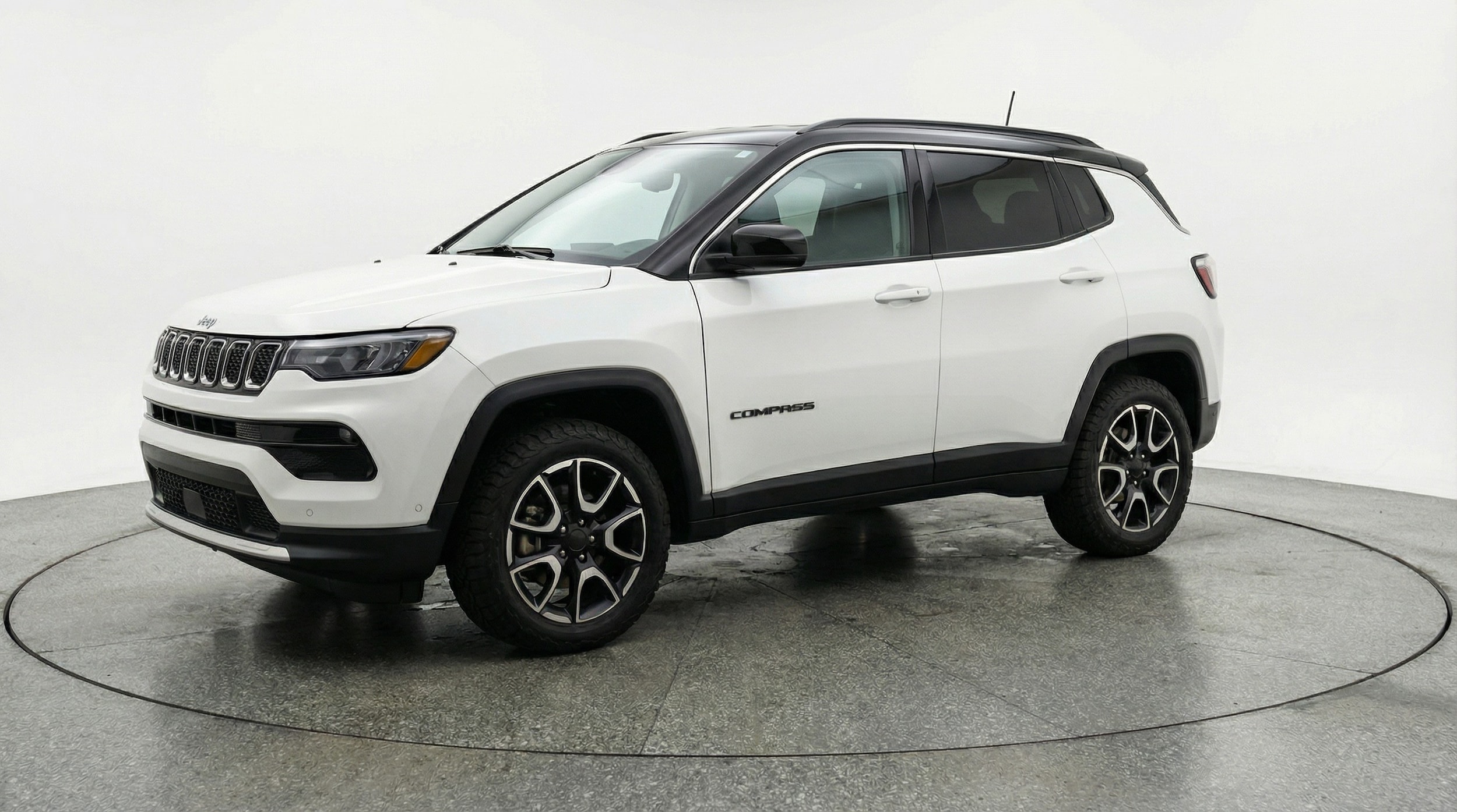 Thumbnail: 2025 Jeep Compass - 3