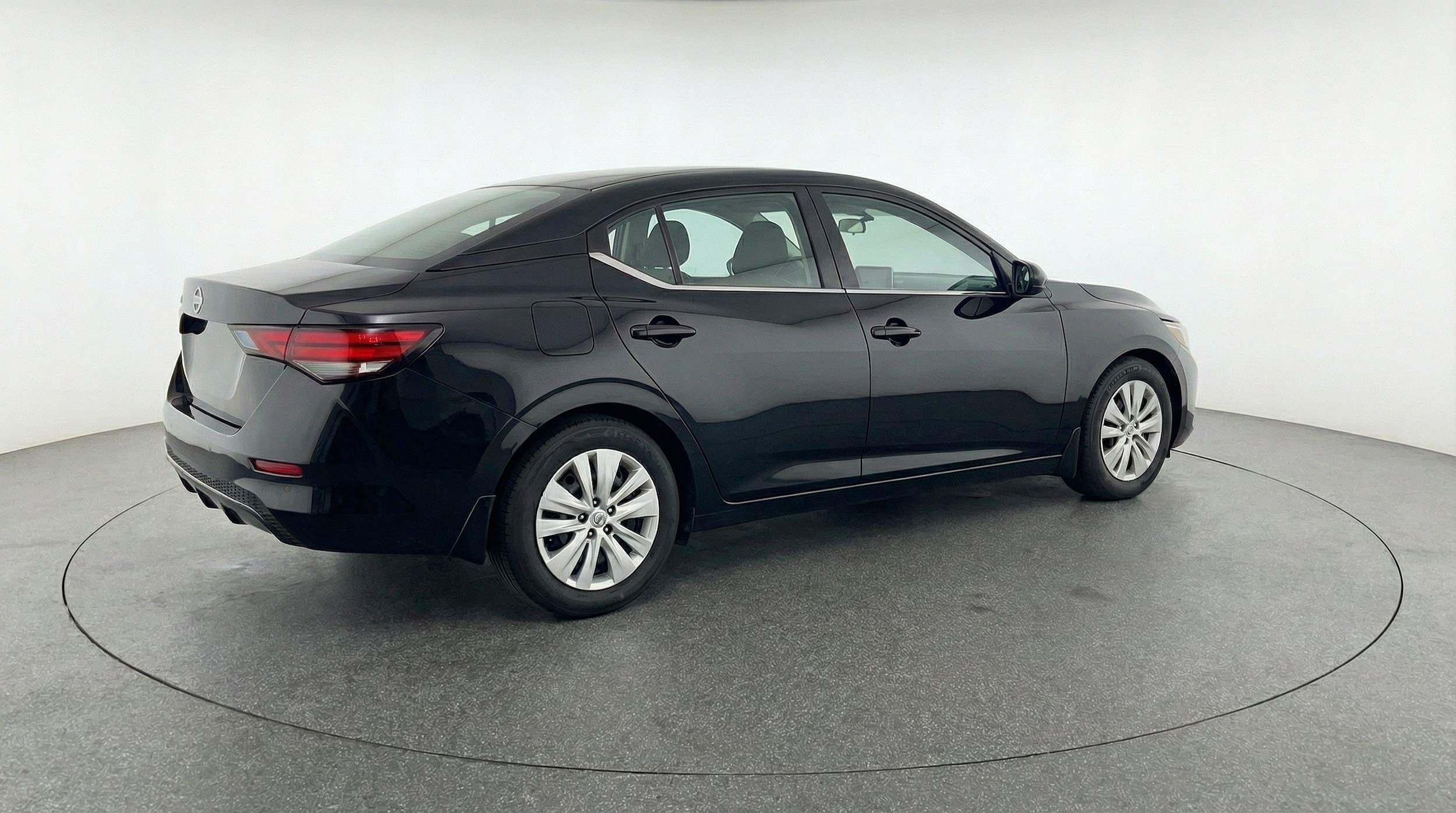 Thumbnail: 2025 Nissan Sentra - 9