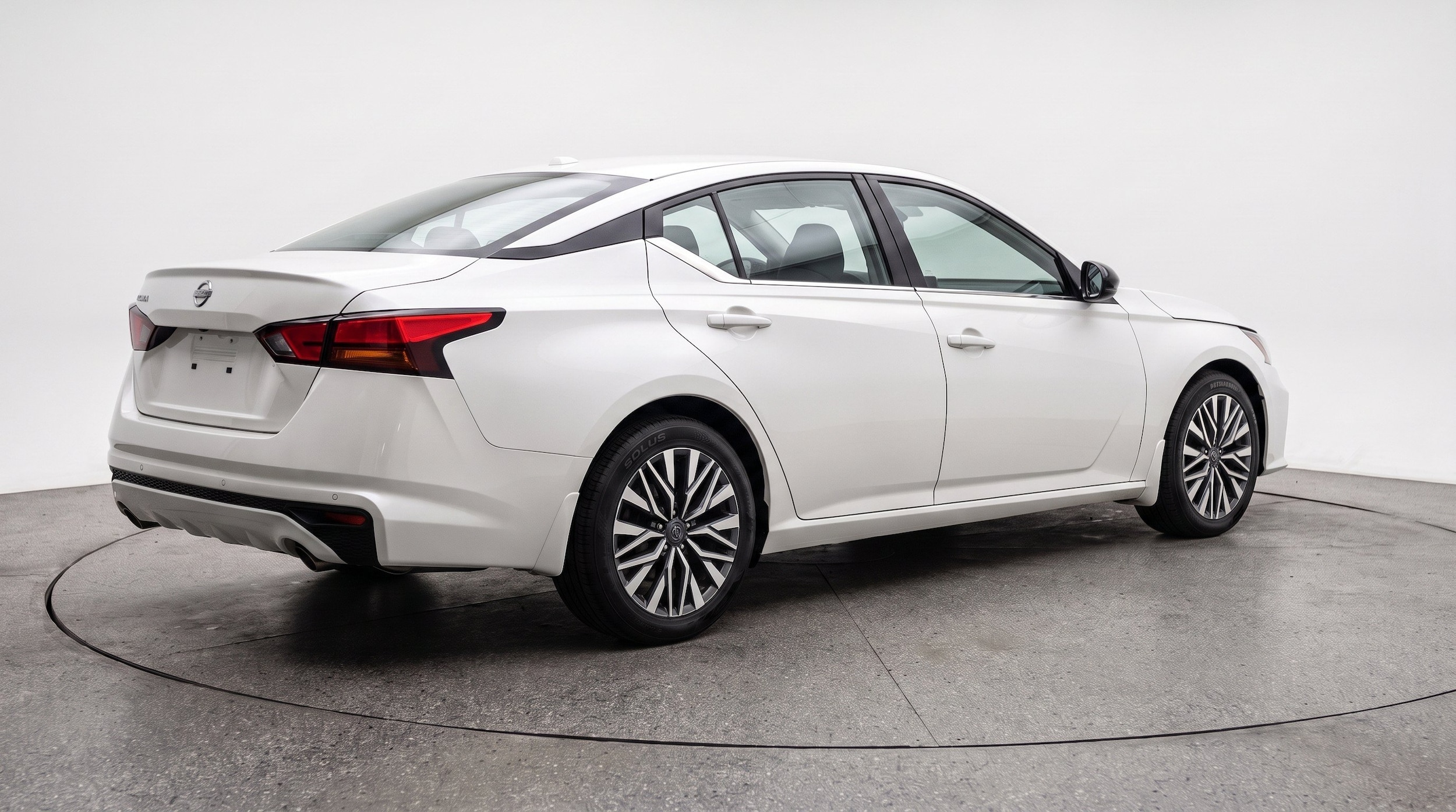 Thumbnail: 2025 Nissan Altima - 9