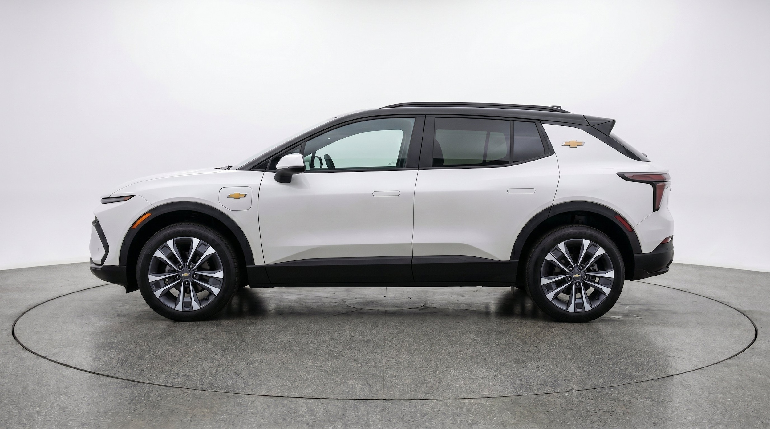 Thumbnail: 2025 Chevrolet Equinox - 5