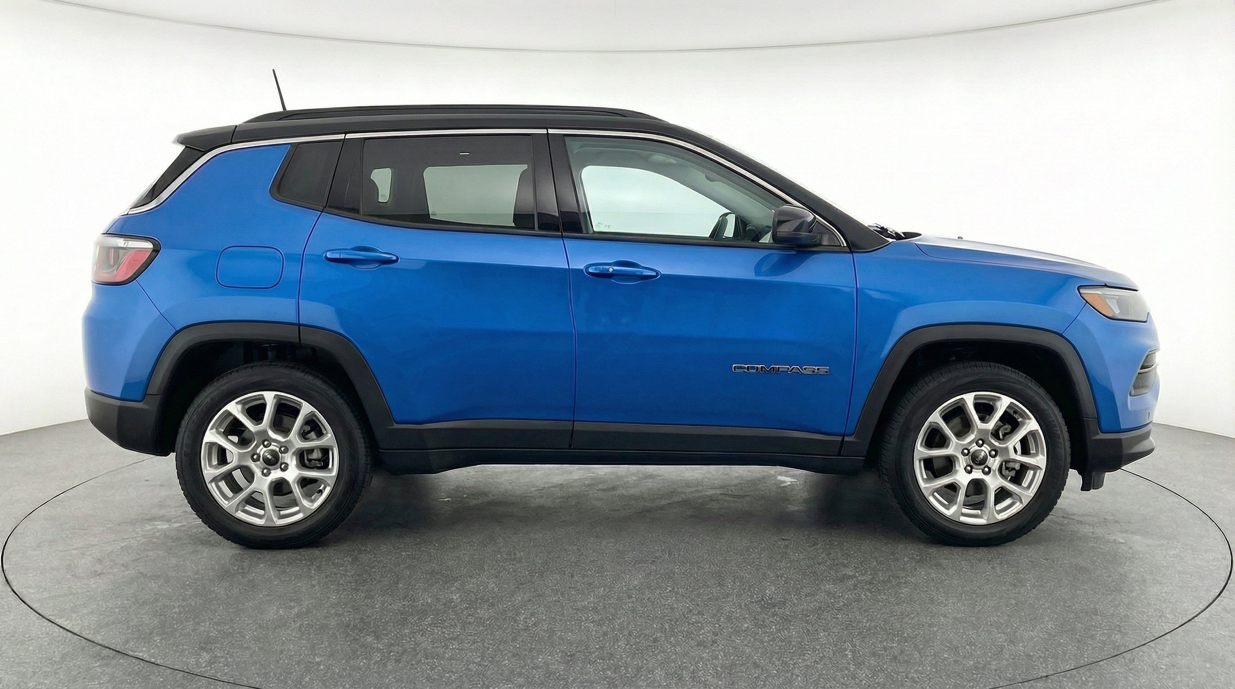 Thumbnail: 2025 Jeep Compass - 11