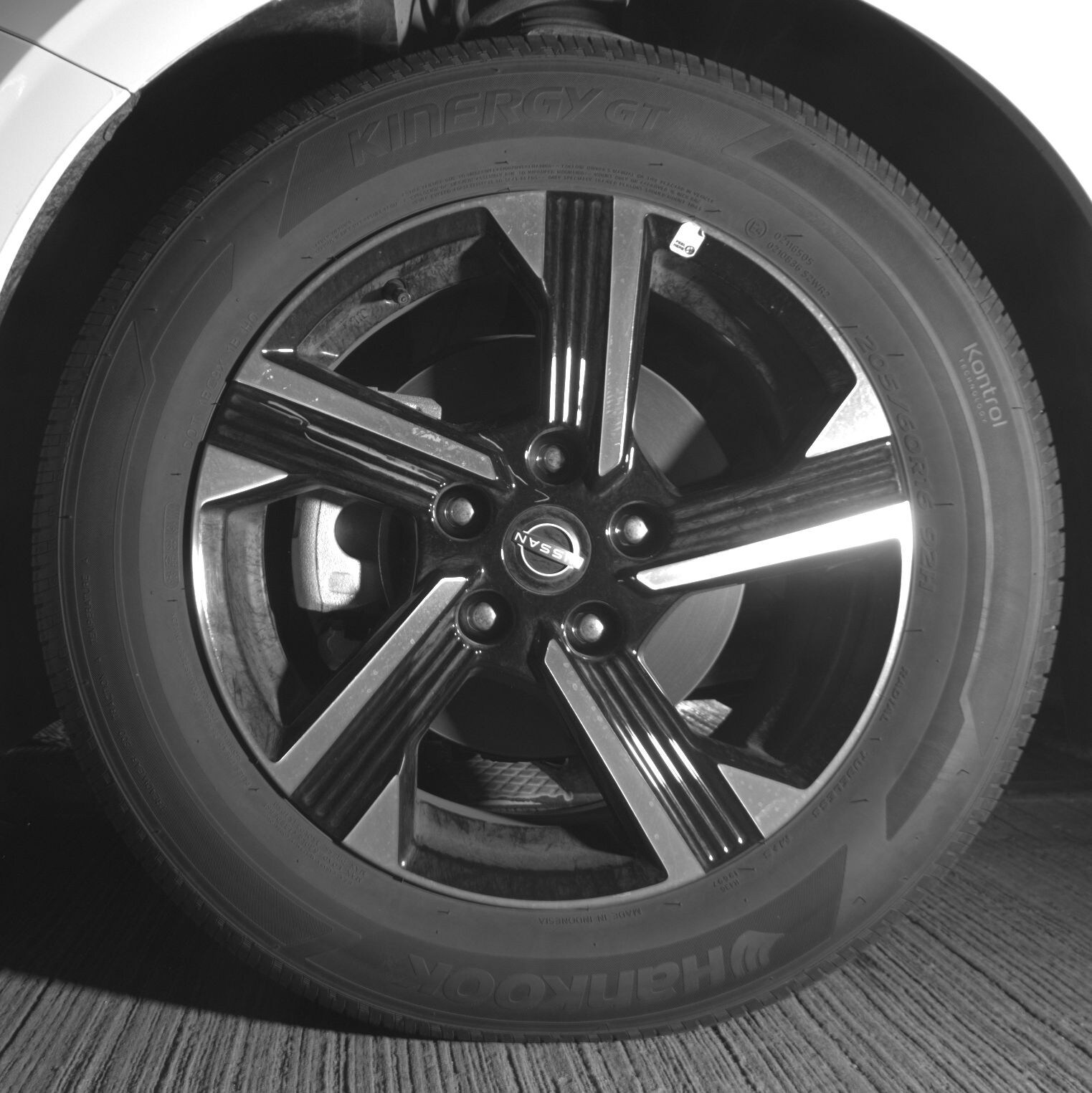 Thumbnail: 2025 Nissan Sentra - 9