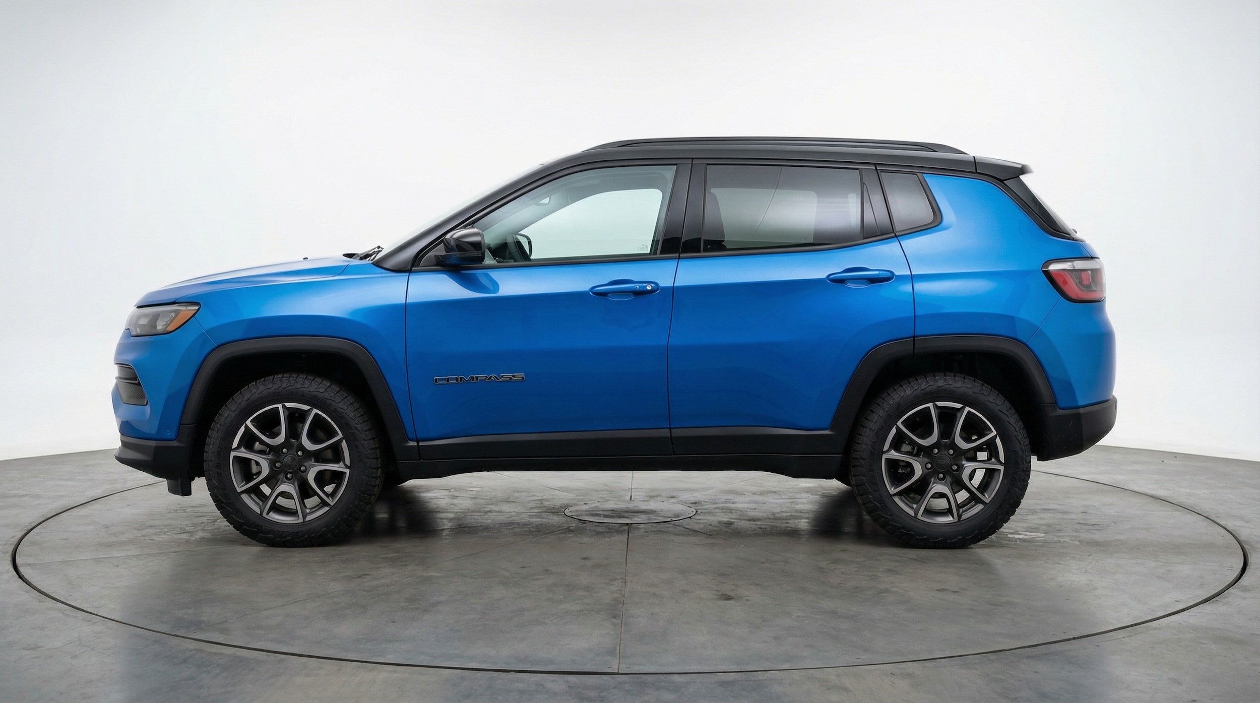 Thumbnail: 2025 Jeep Compass - 4