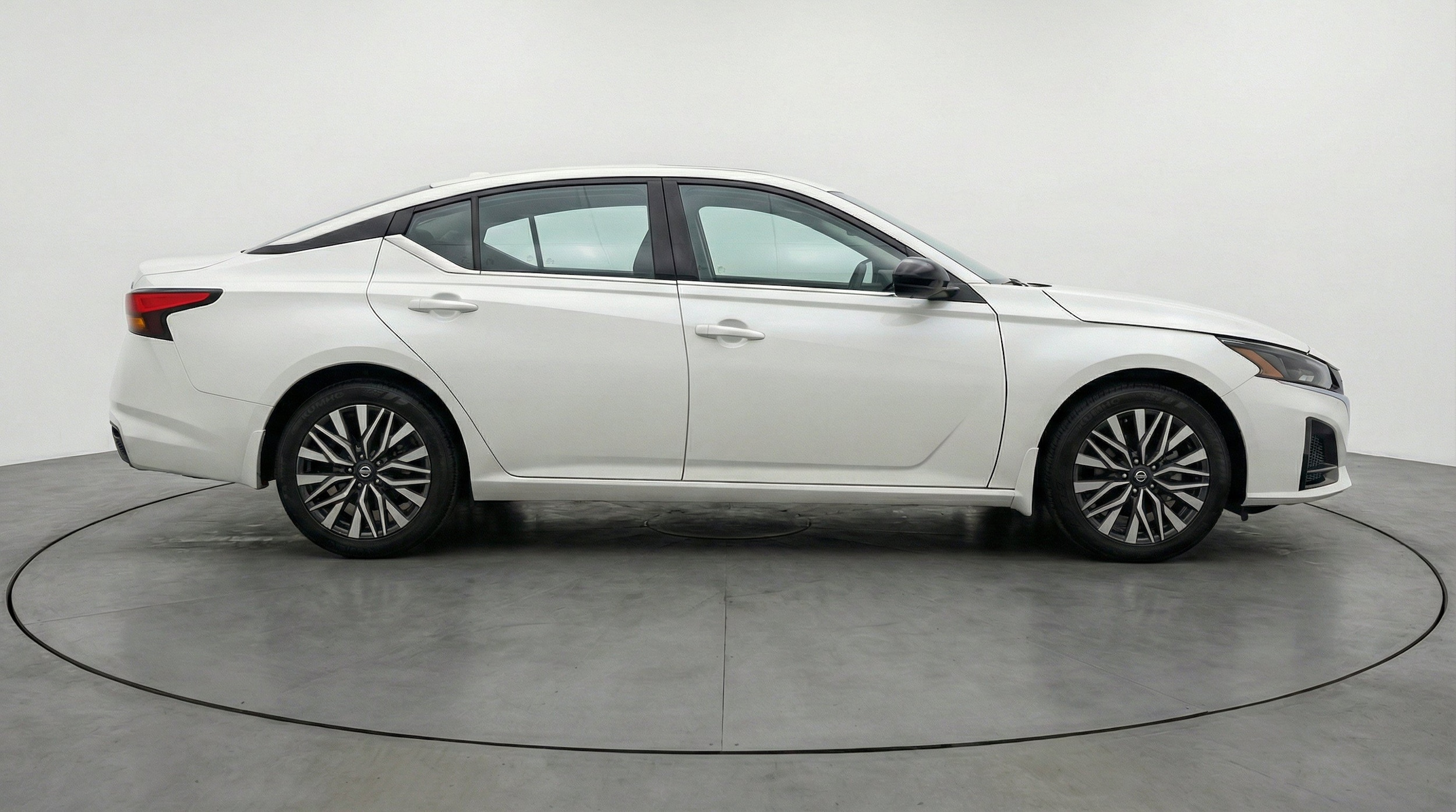 Thumbnail: 2025 Nissan Altima - 11