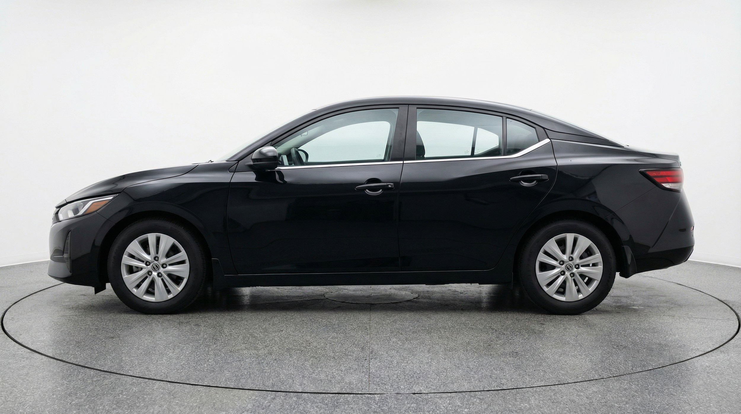 Thumbnail: 2025 Nissan Sentra - 5