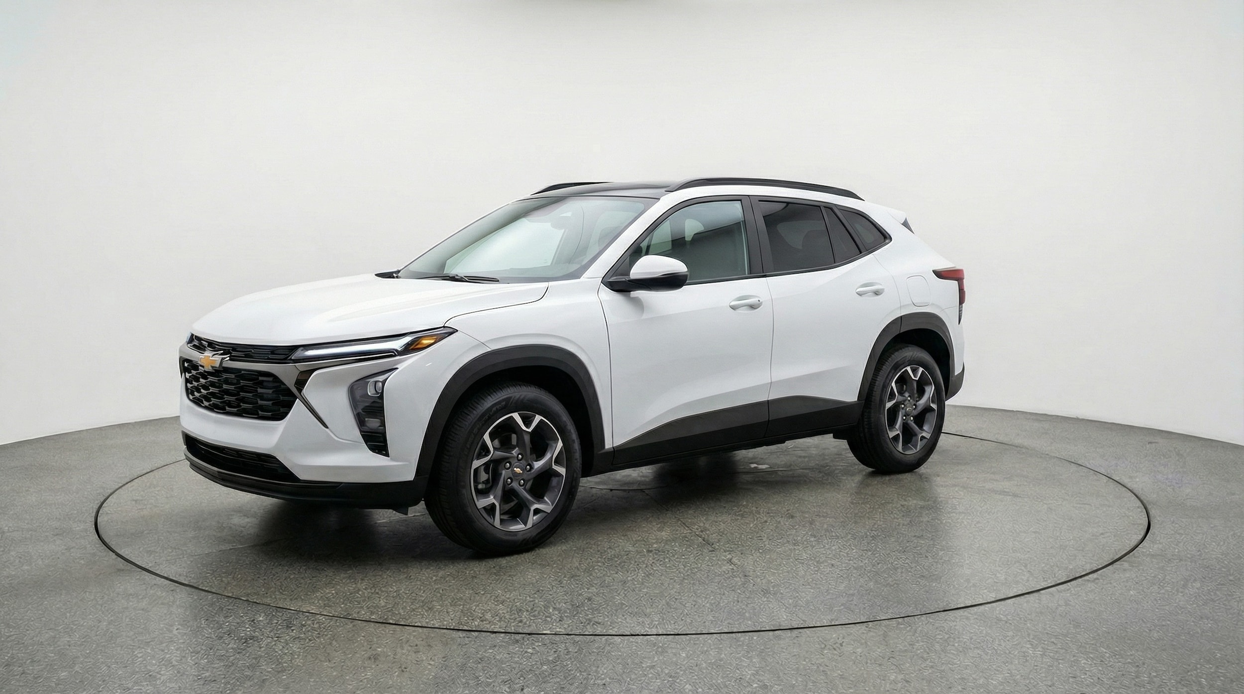 Thumbnail: 2025 Chevrolet Trax - 3