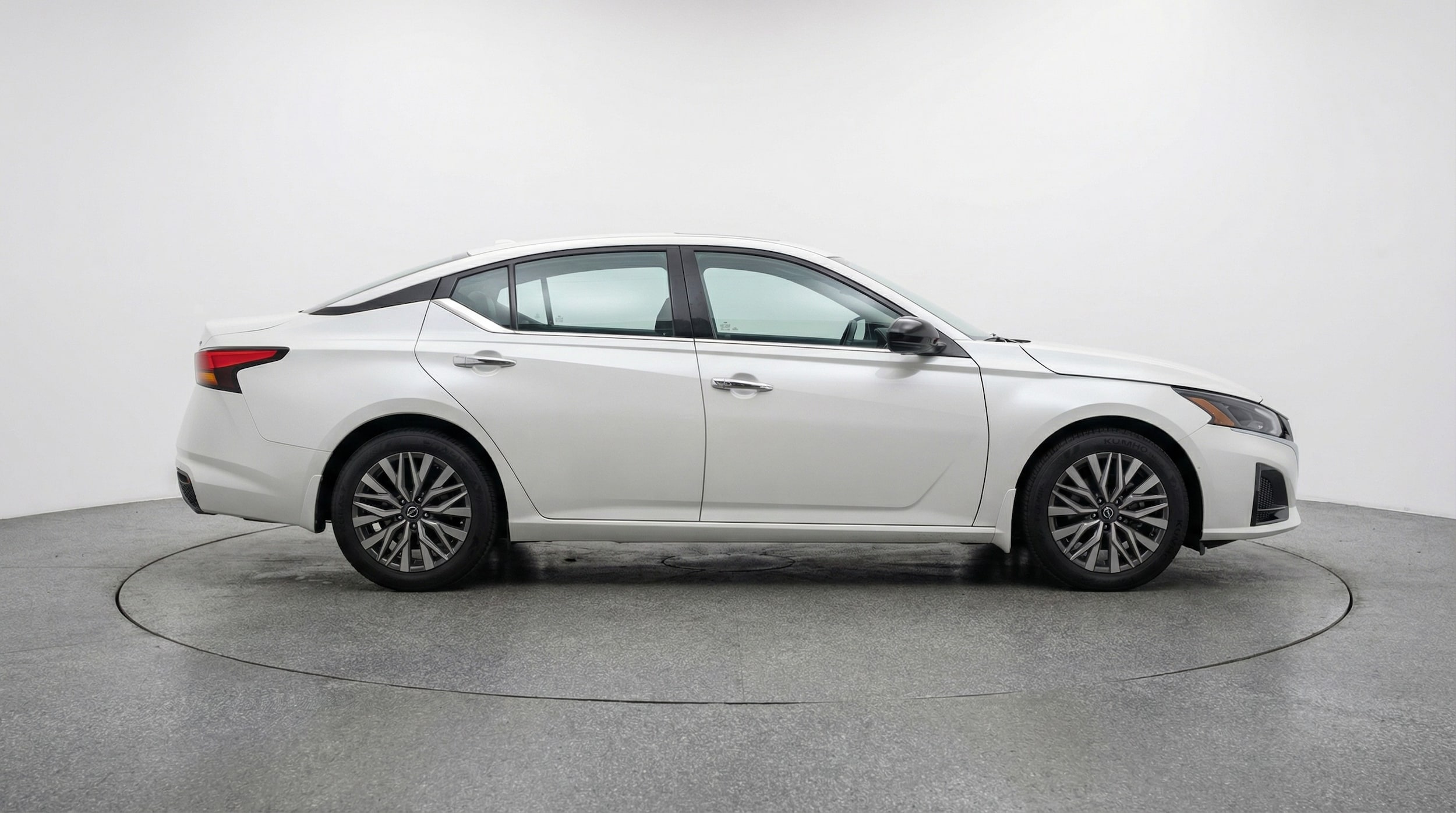 Thumbnail: 2025 Nissan Altima - 8