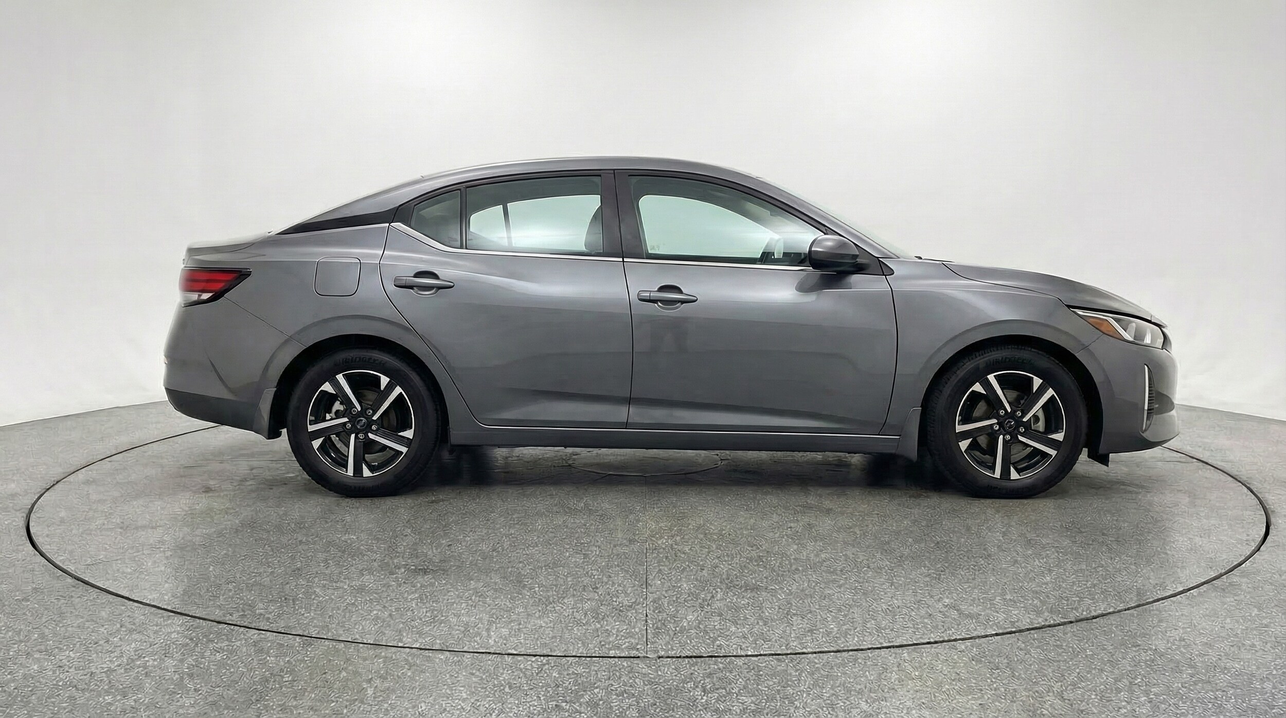 Thumbnail: 2025 Nissan Sentra - 8