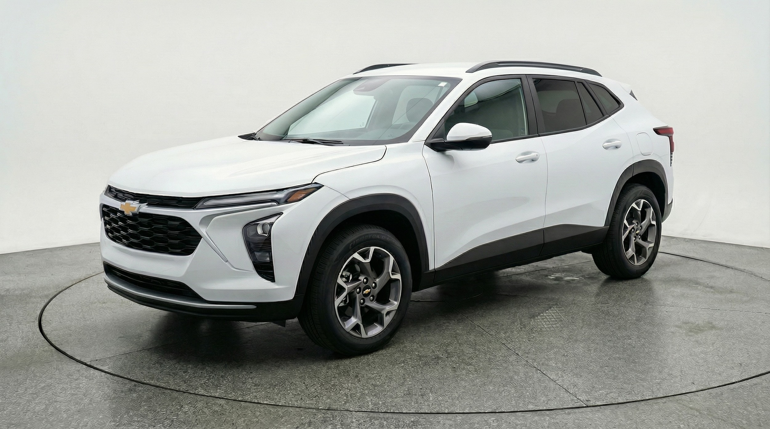 Thumbnail: 2025 Chevrolet Trax - 3