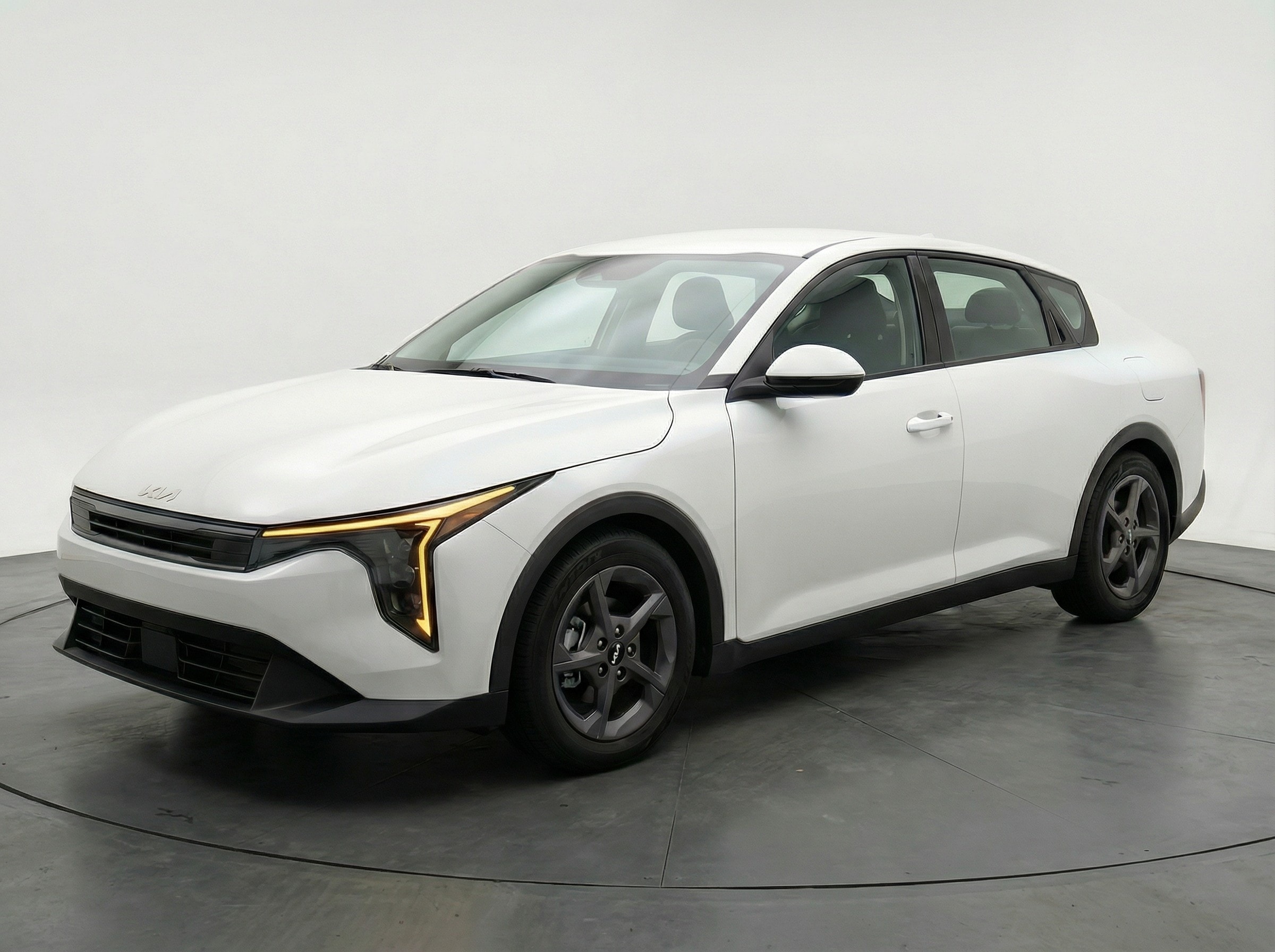 Thumbnail: 2025 Kia K4 - 3