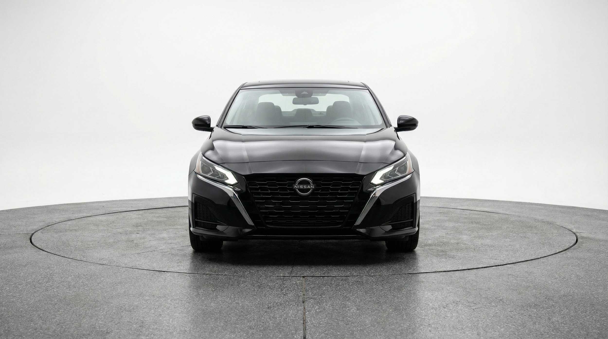 Thumbnail: 2025 Nissan Altima - 2