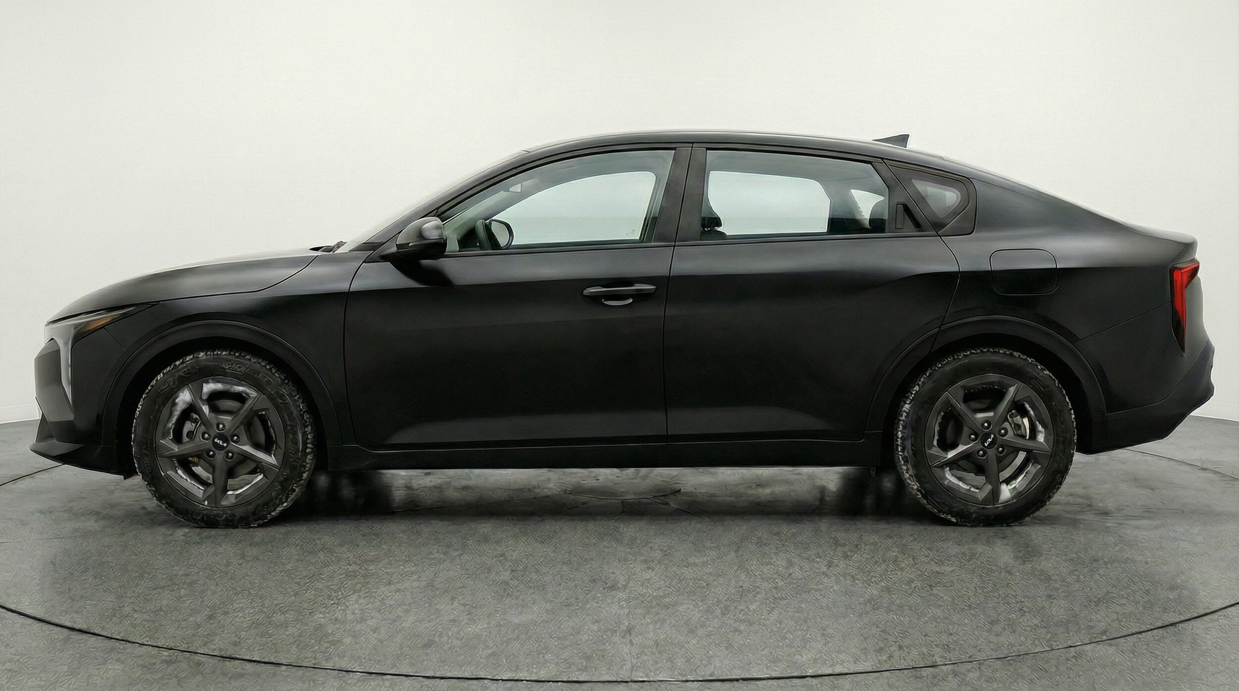 Thumbnail: 2025 Kia K4 - 4